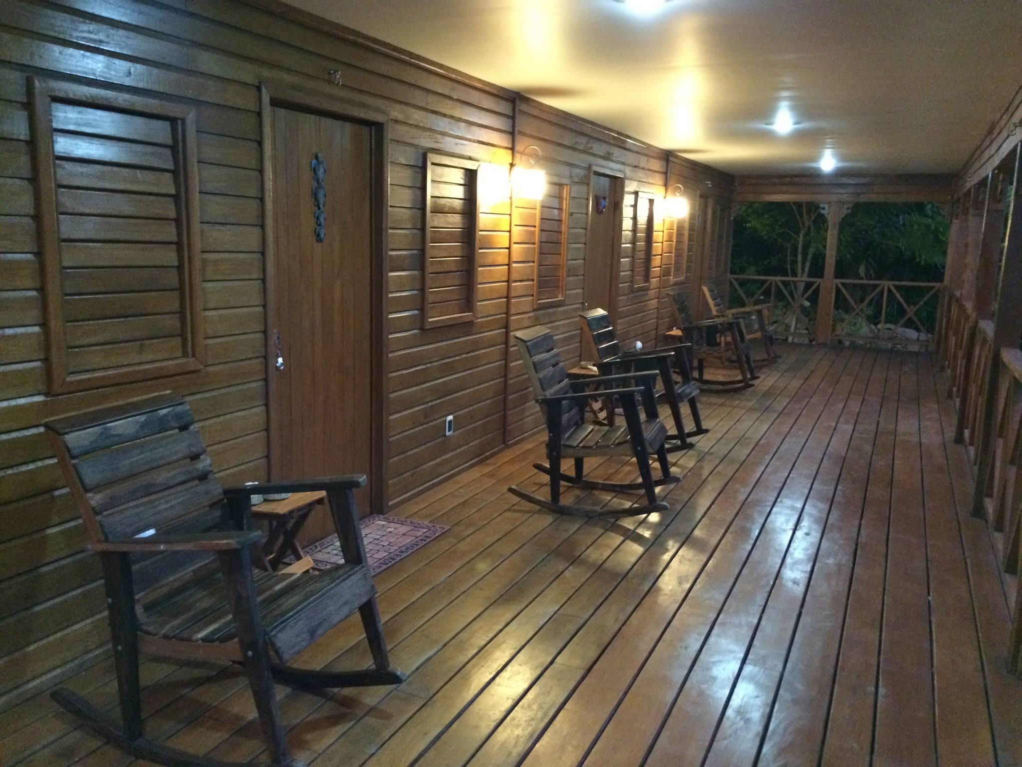 Double Deluxe One Bed