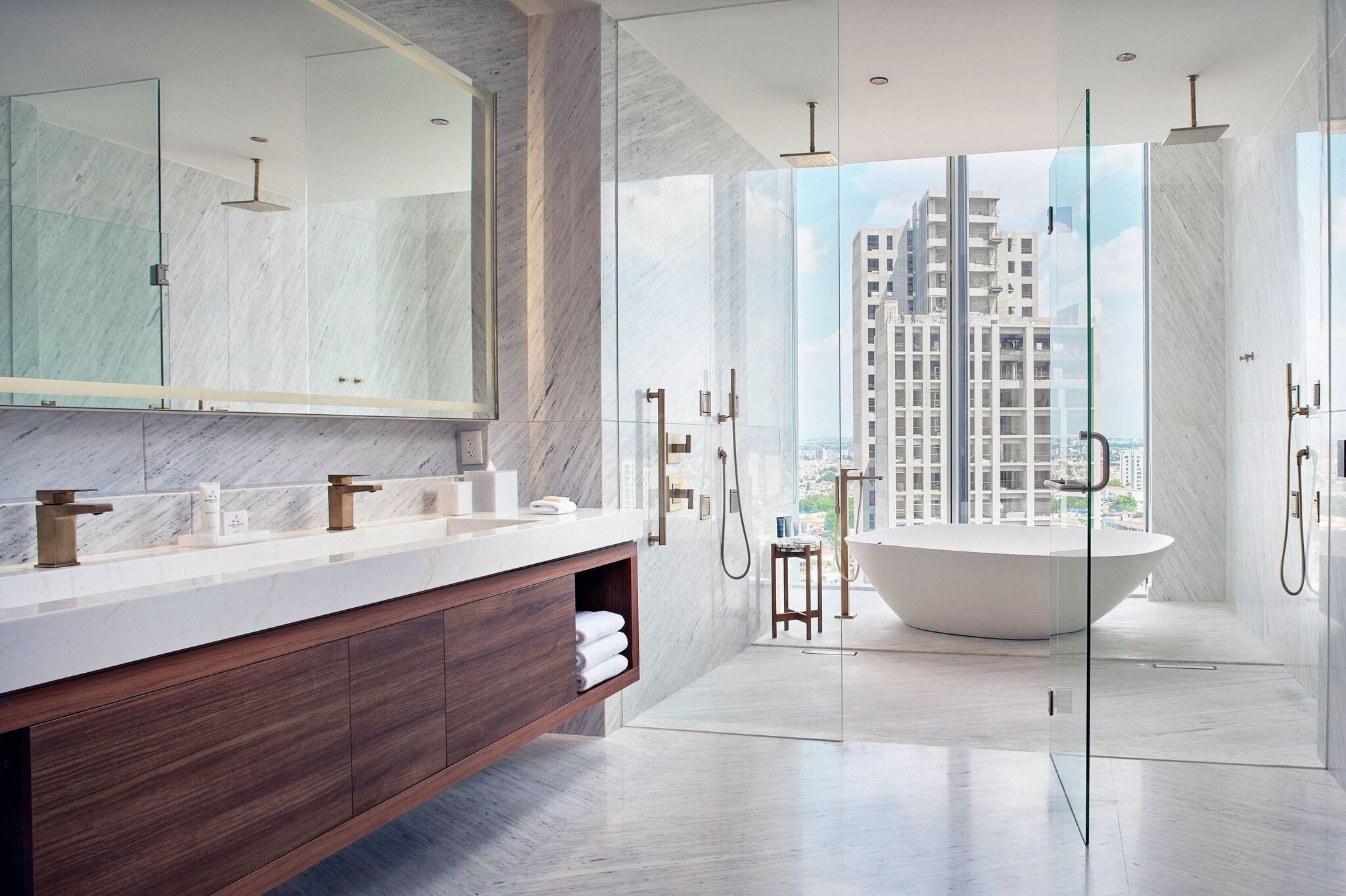 Junior Suite King Size Bed