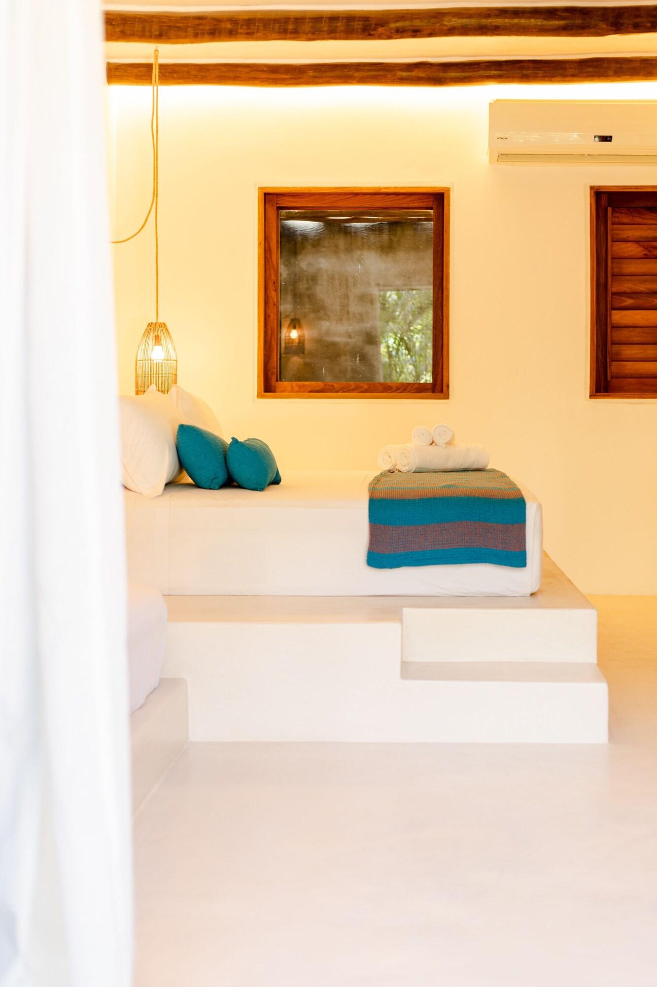 Double Garden View King Bed