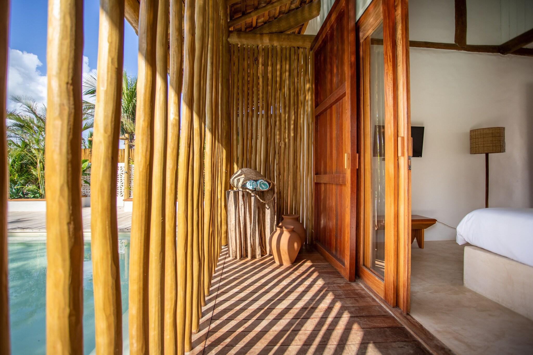 Double Deluxe Pool View