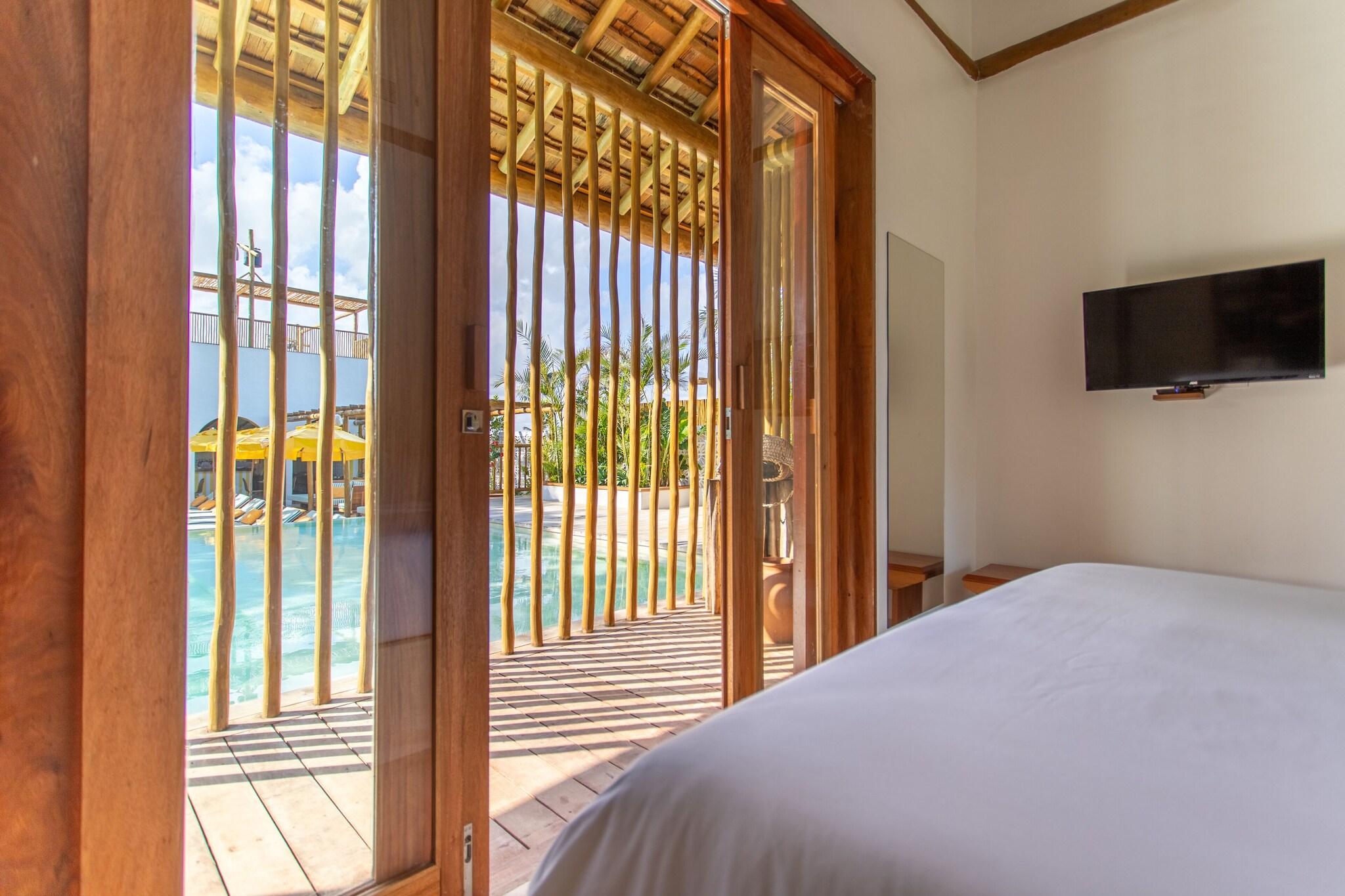 Double Deluxe Pool View