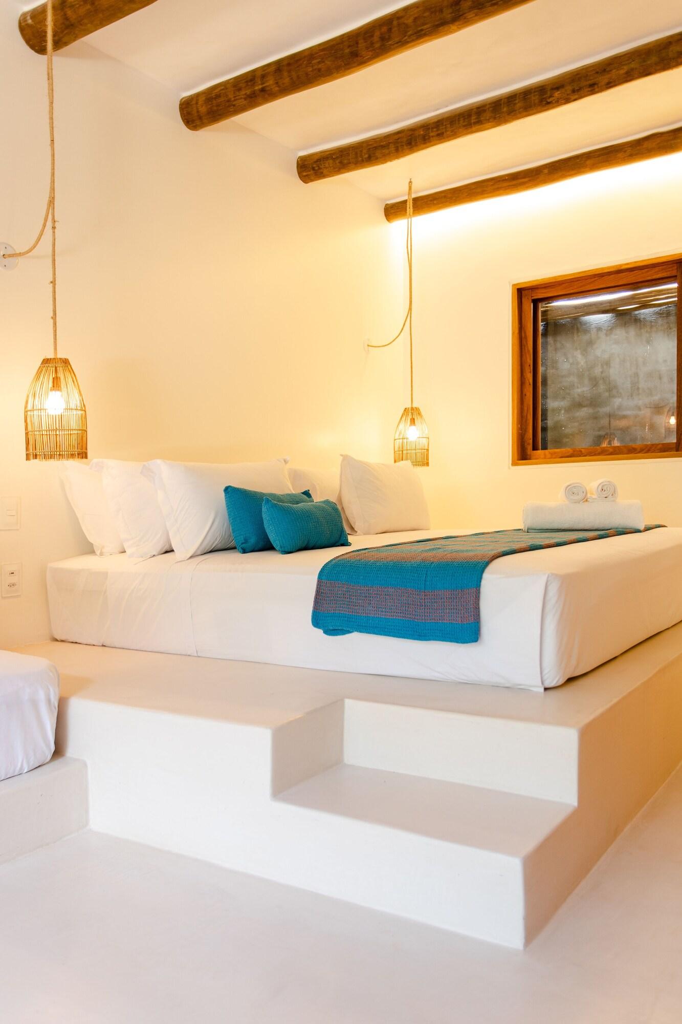 Double Garden View King Bed