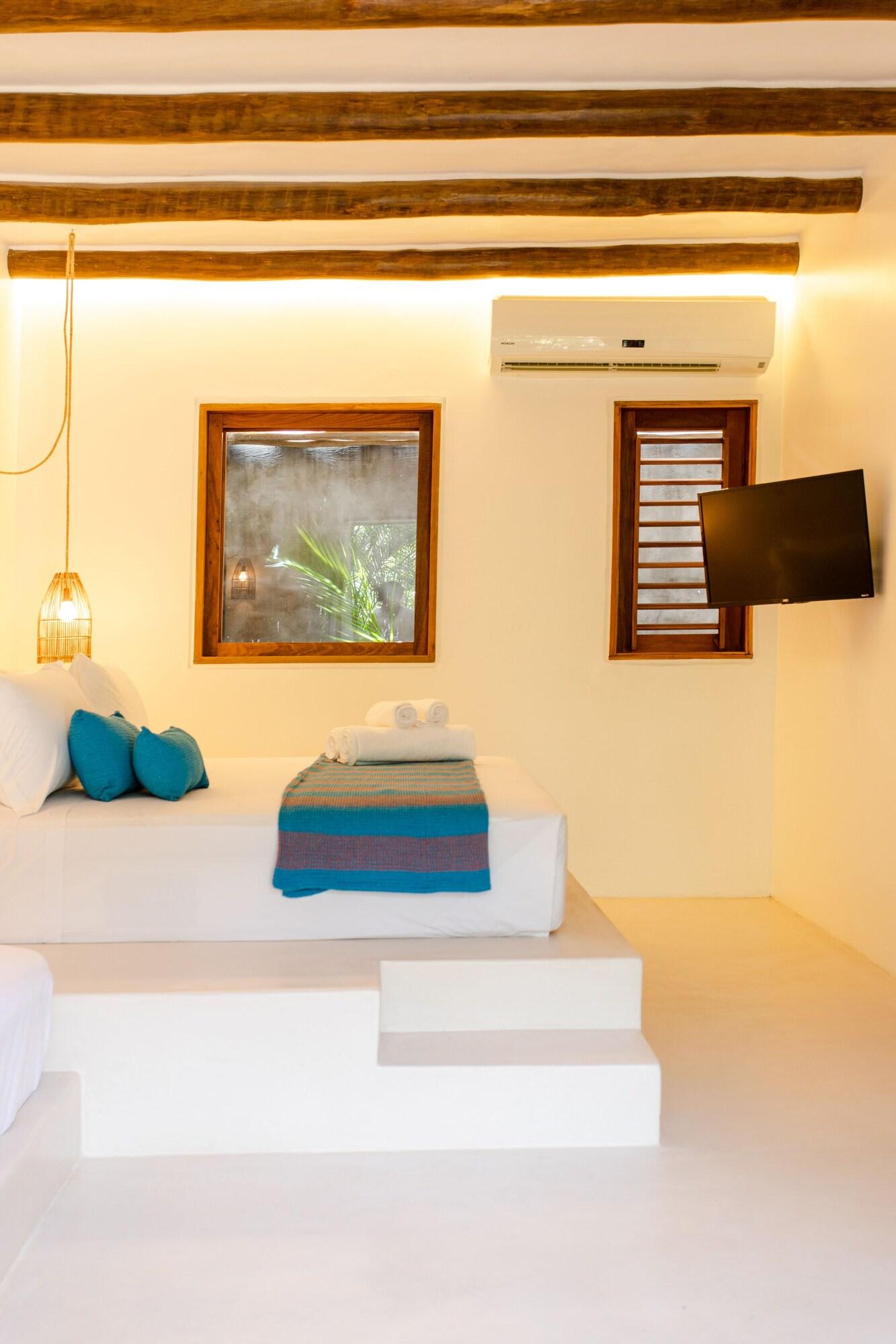 Double Garden View King Bed