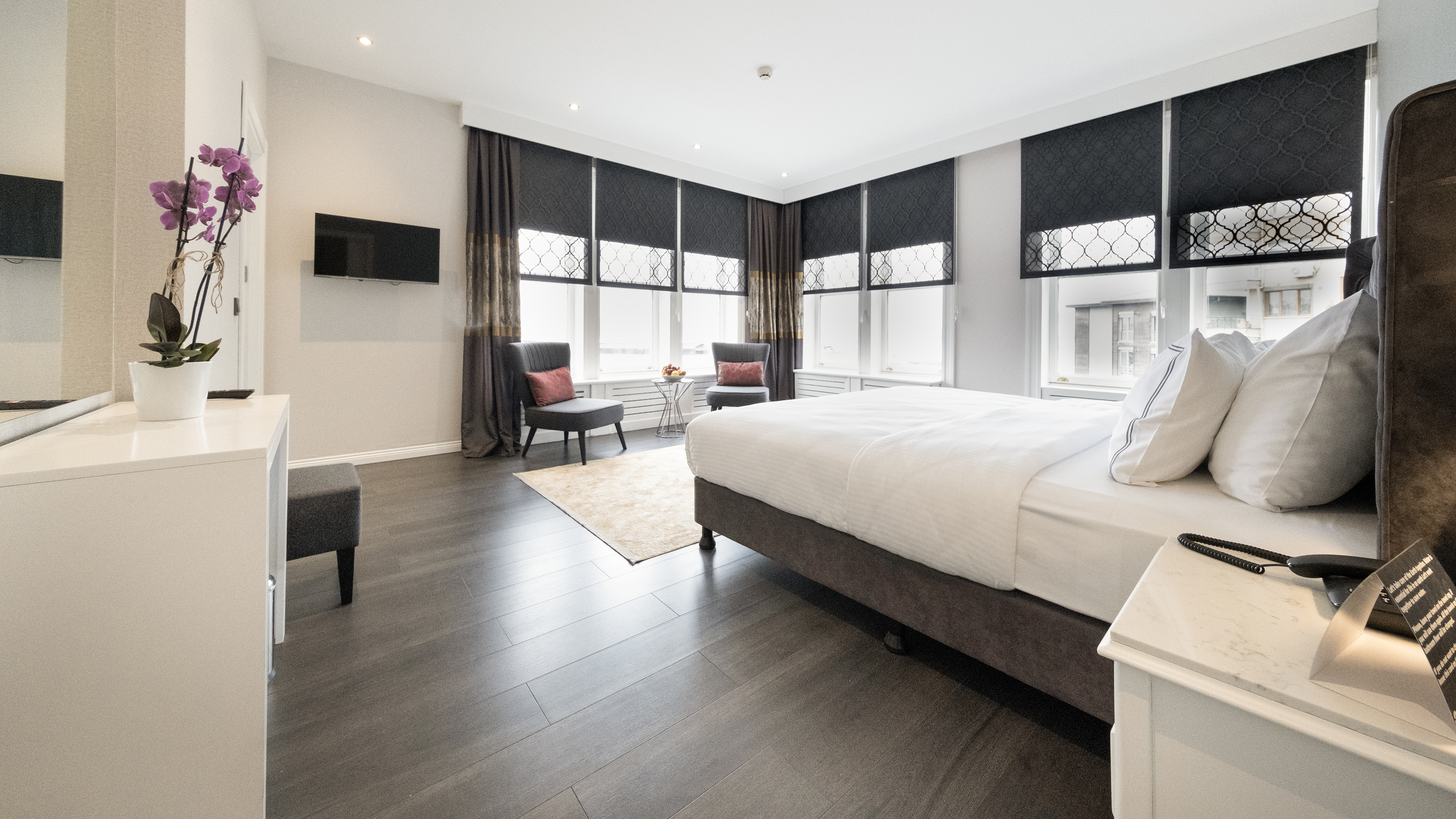 Family Room Connecting Room