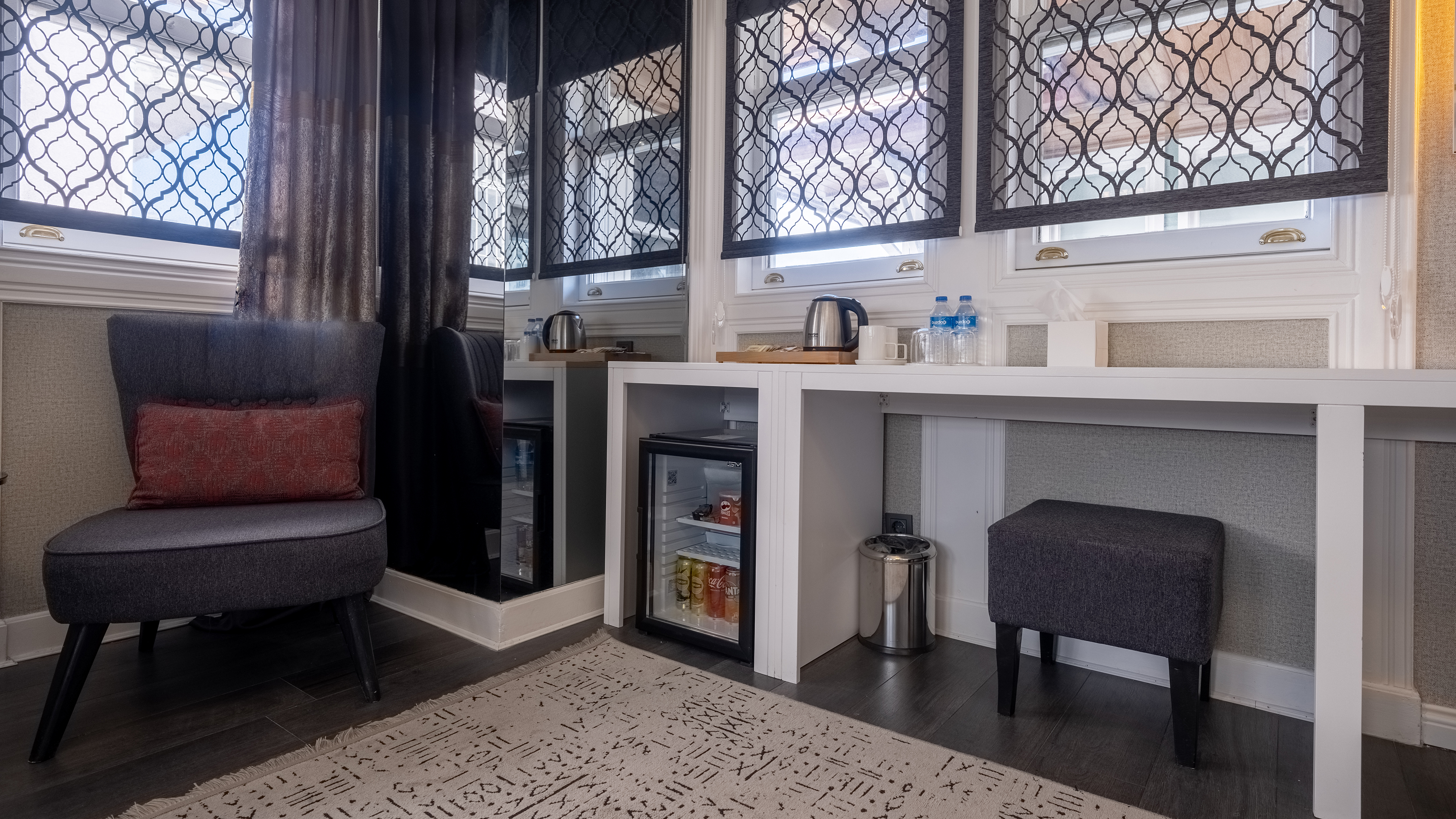 Family Room City View