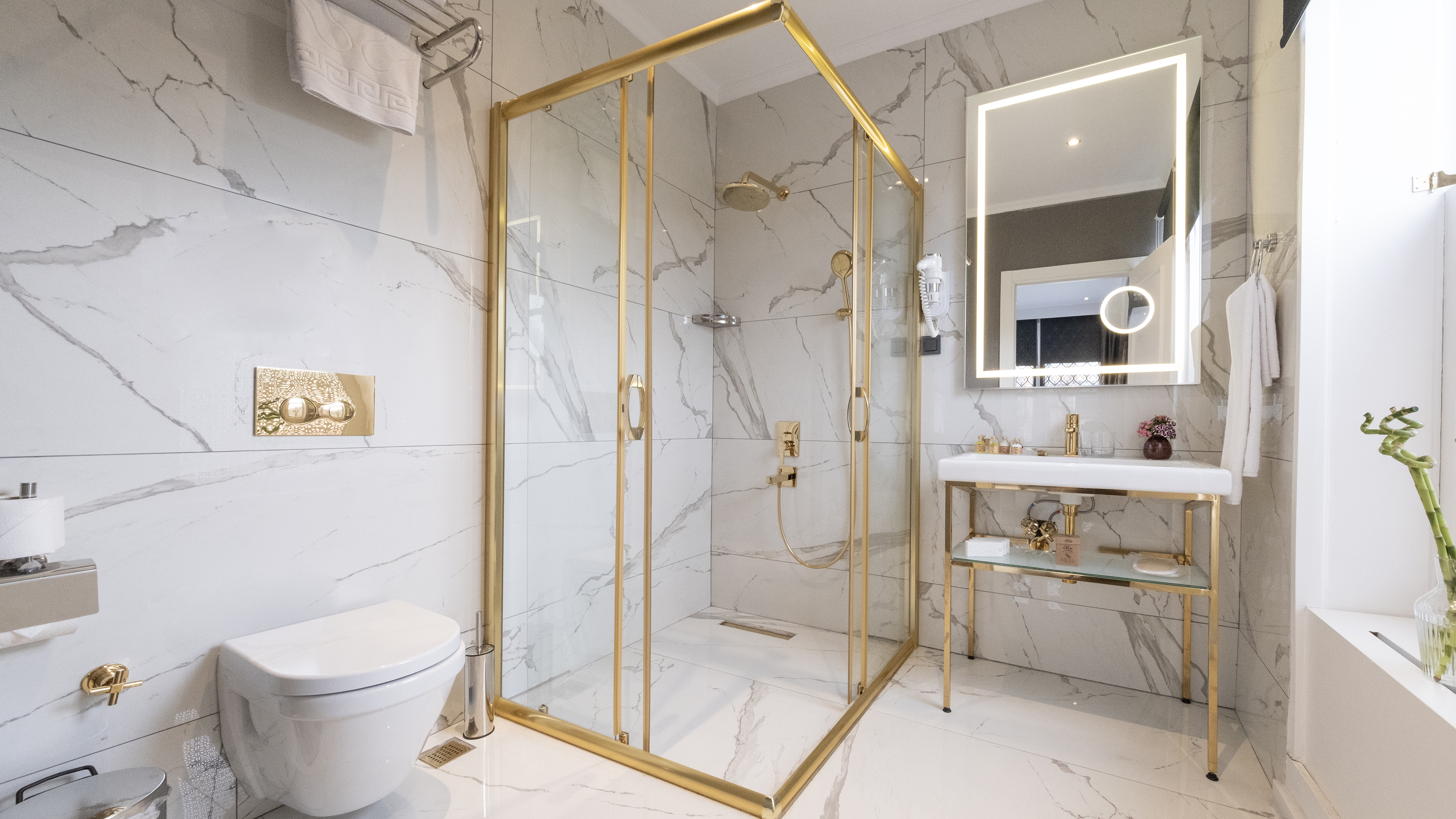 Family Room Connecting Room