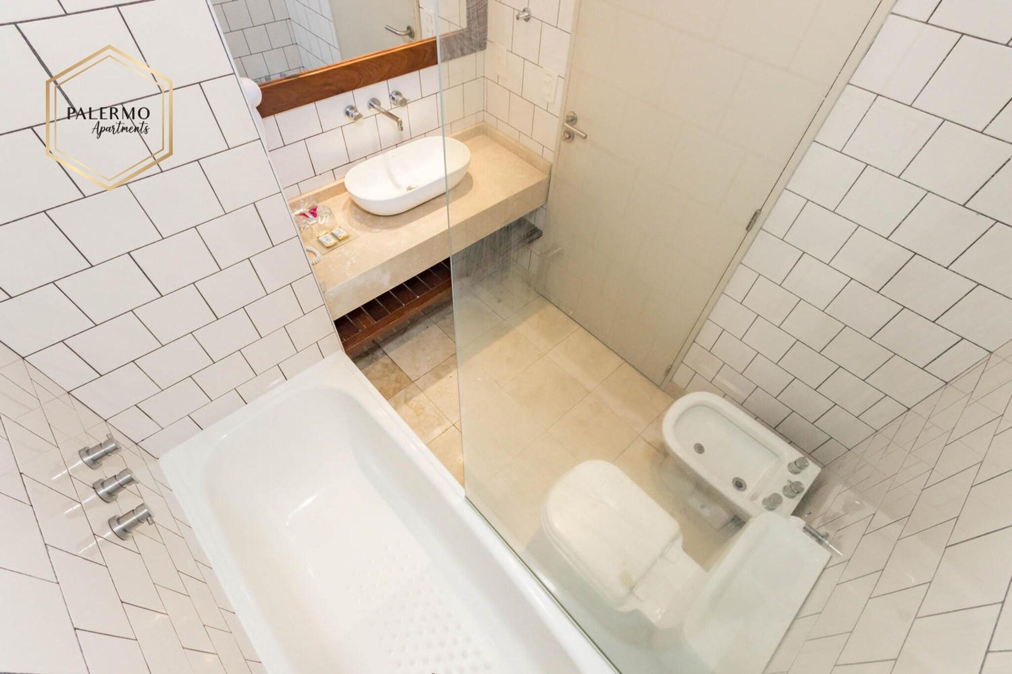 Triple Deluxe King Bed