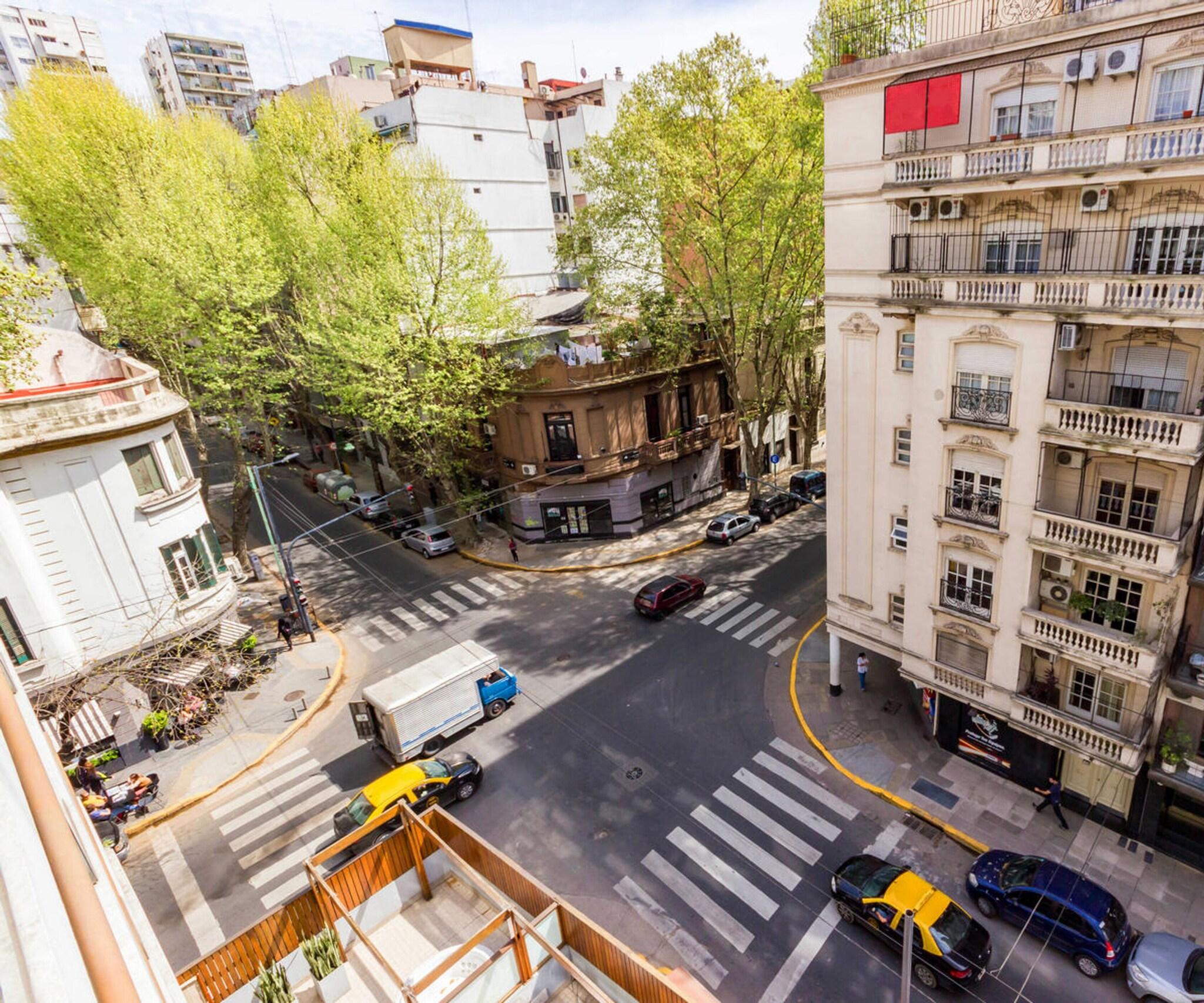 Apartment King Size Bed