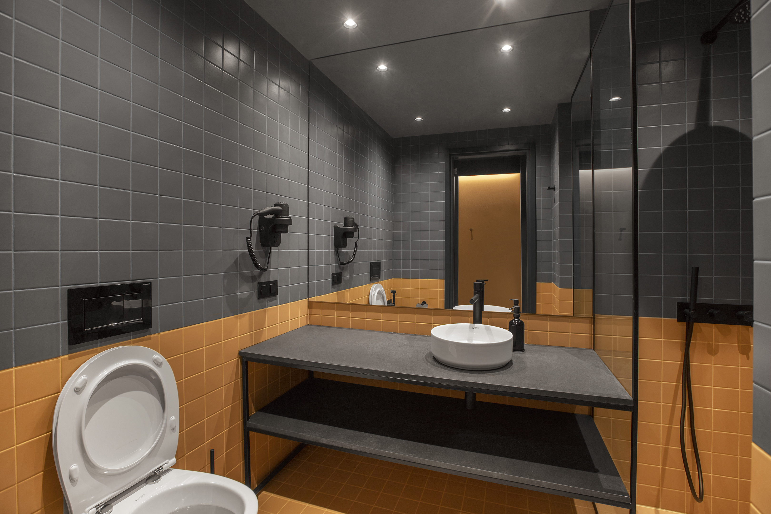 Suite Superior with Balcony