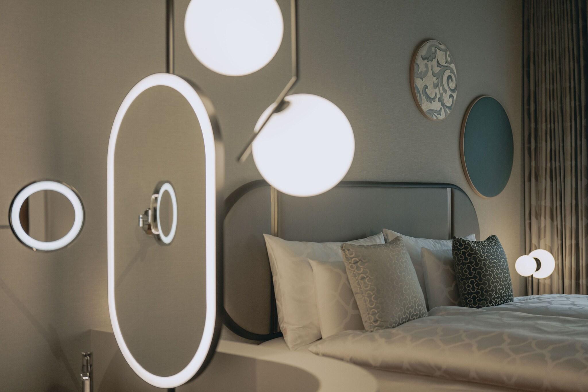 Double Superior King Bed