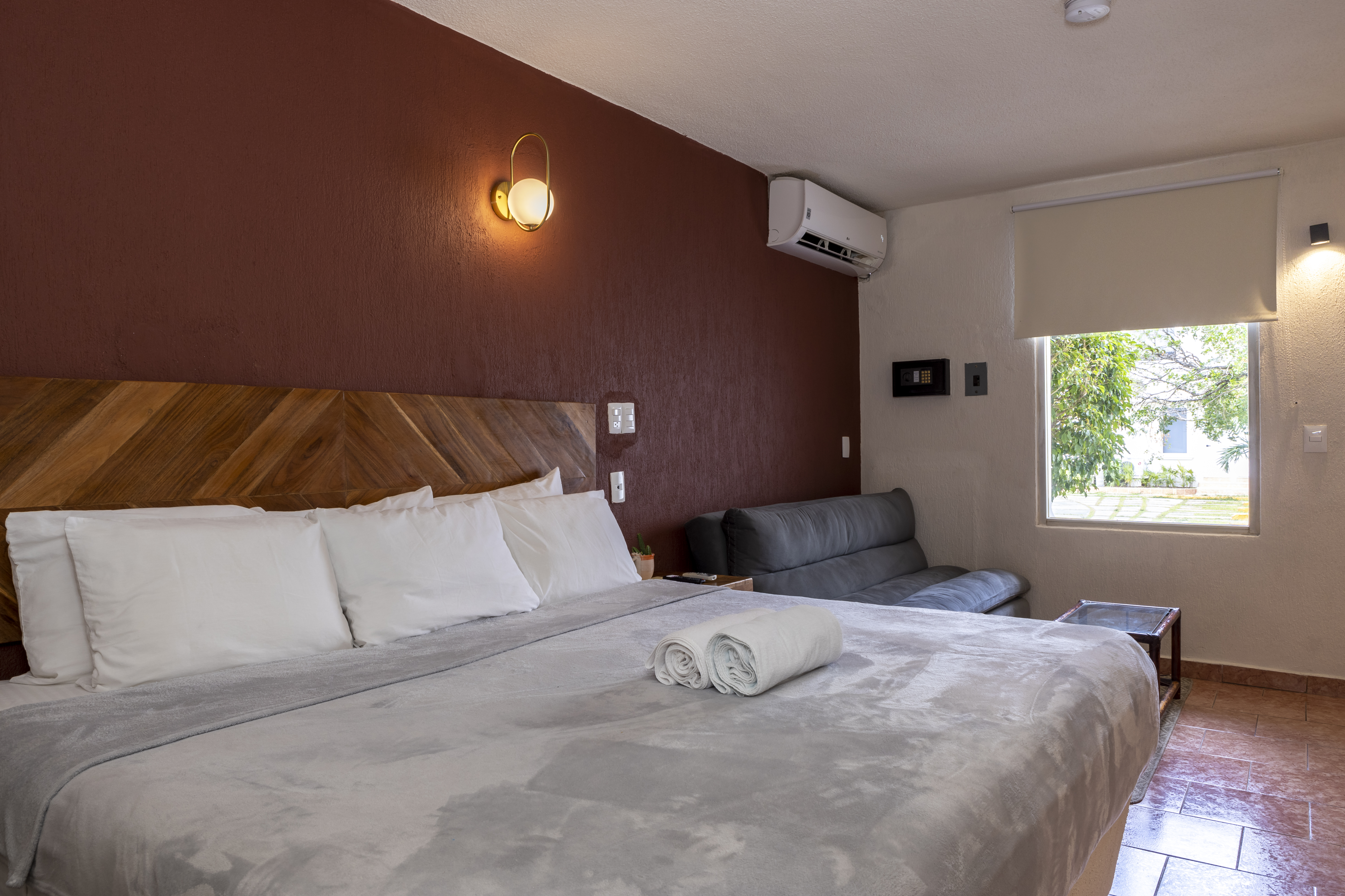 Double Superior King Bed