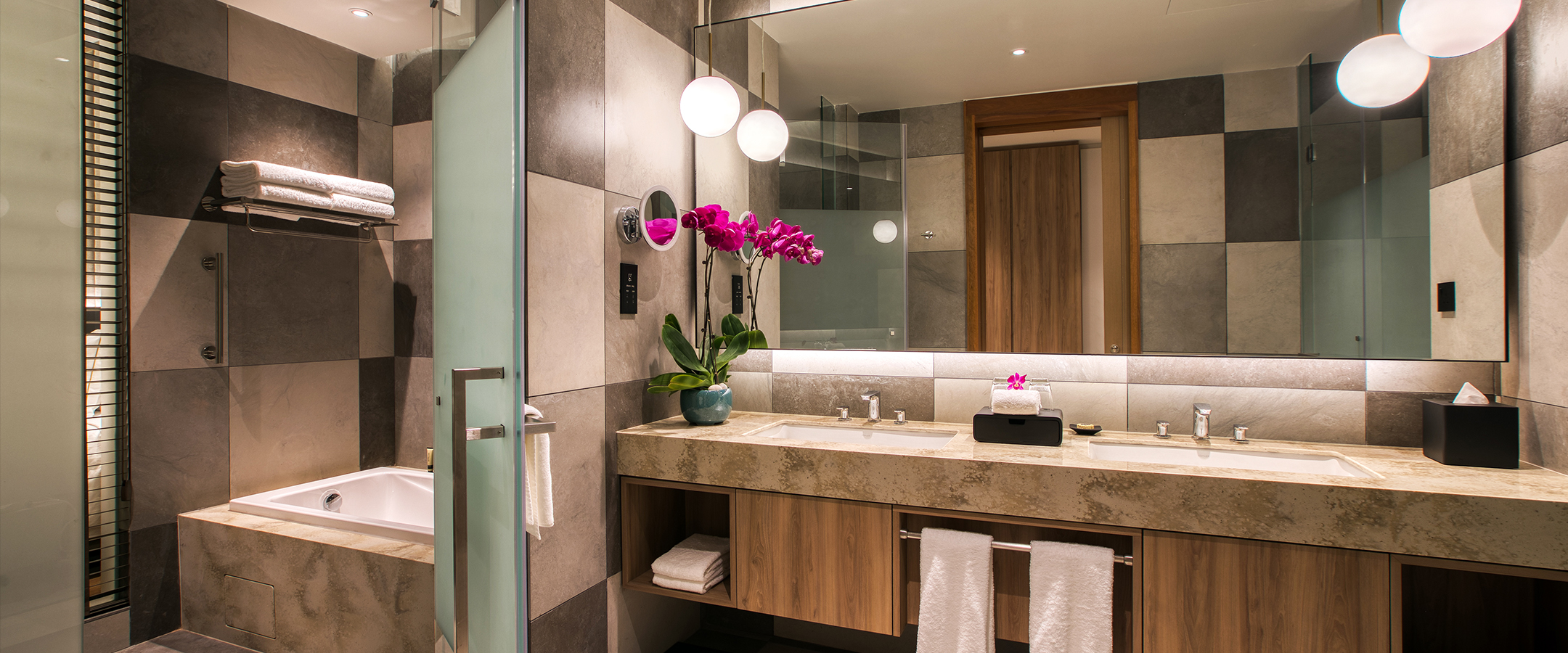 Double King Size Bed