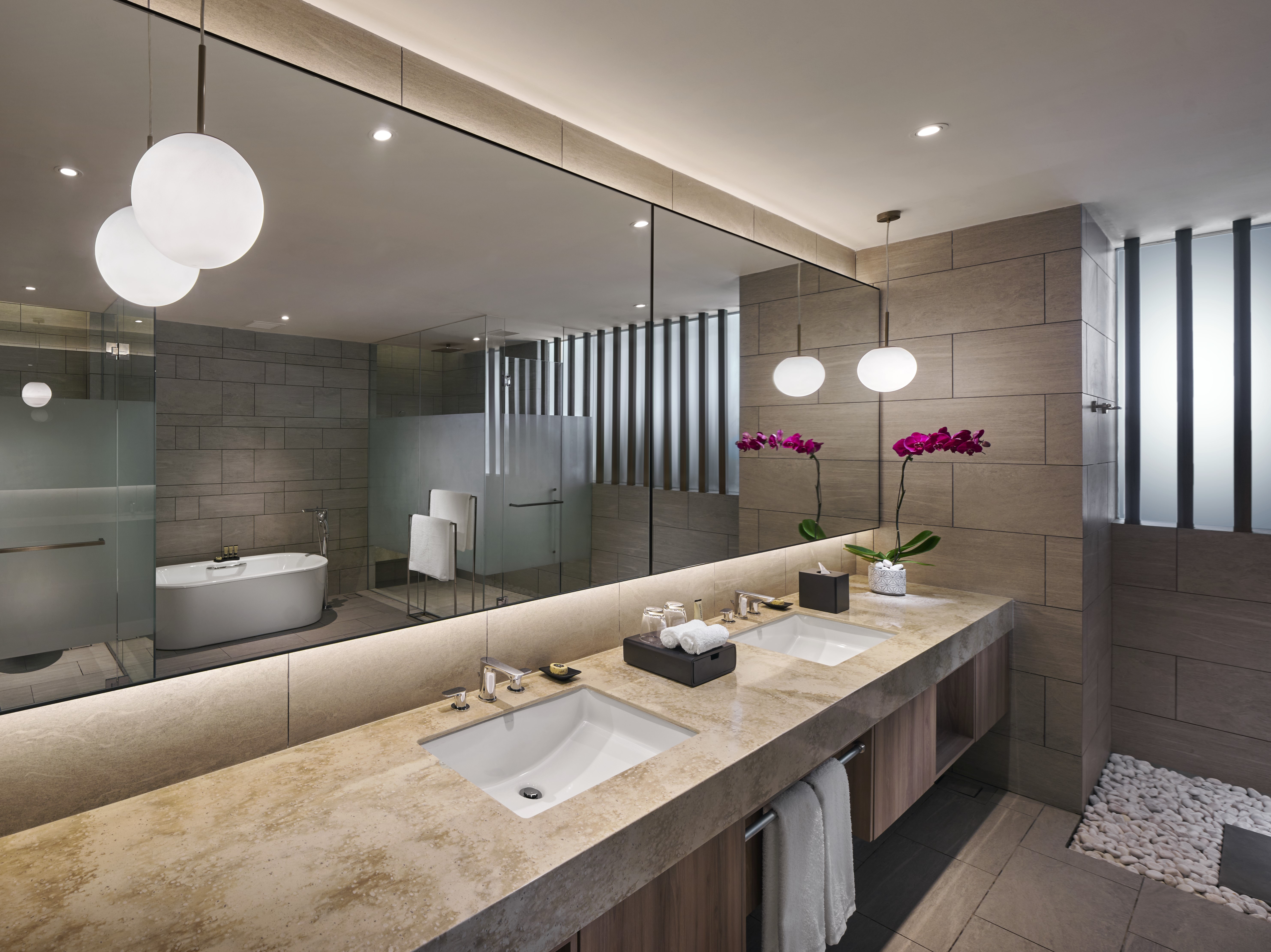 Suite Premier with Views