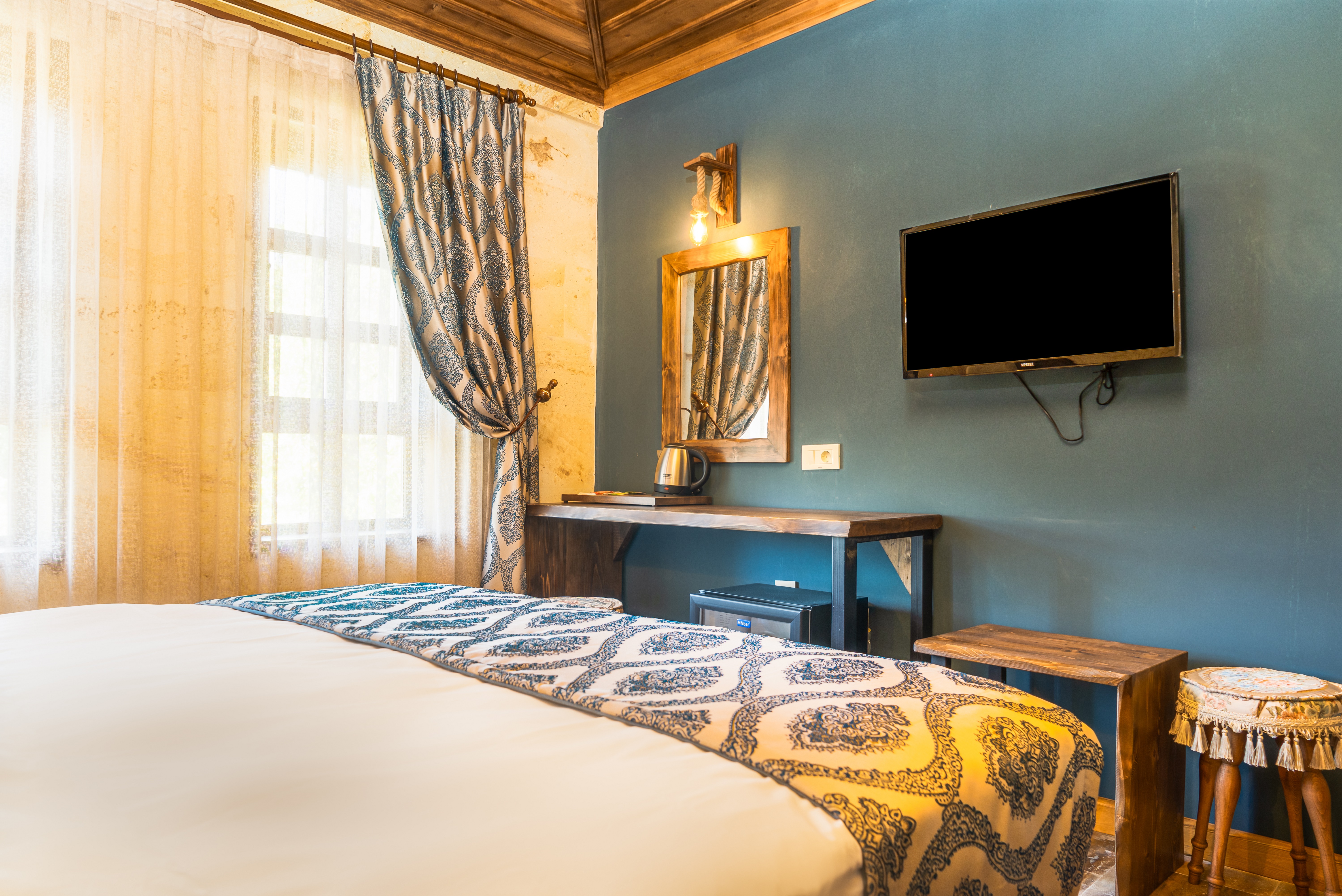 Double or Twin Superior King Bed