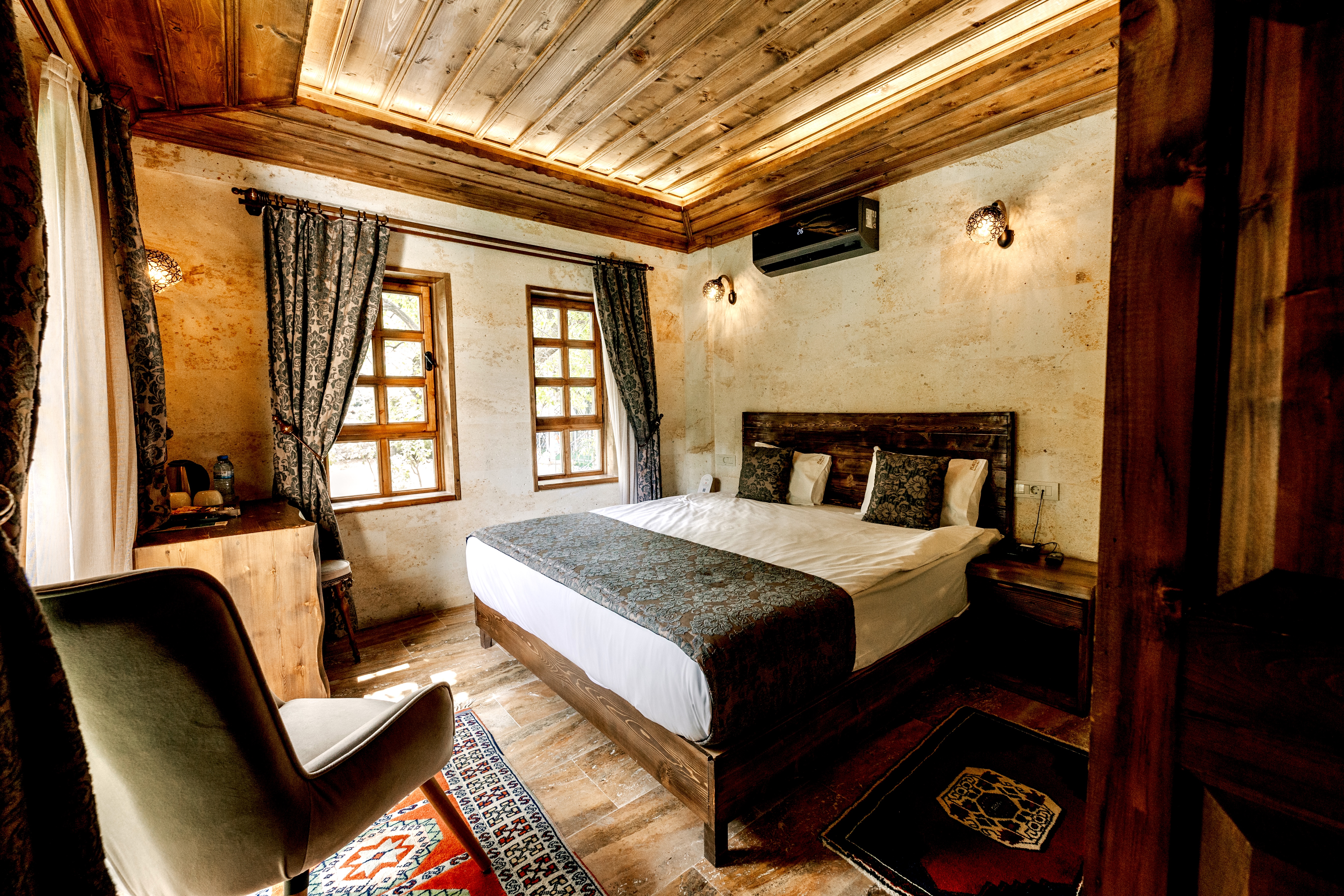 Double or Twin Superior King Bed