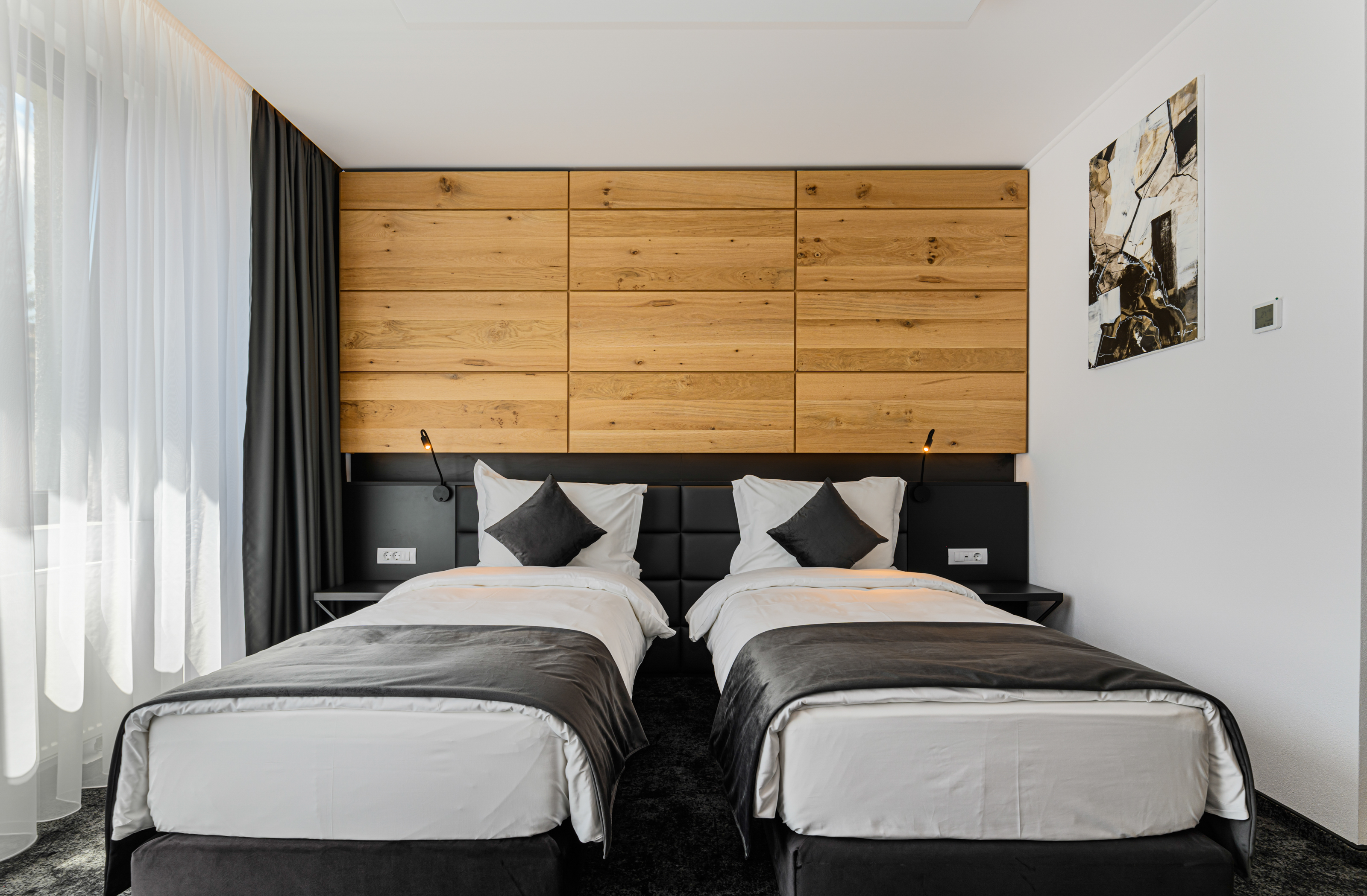 Family Room Executive