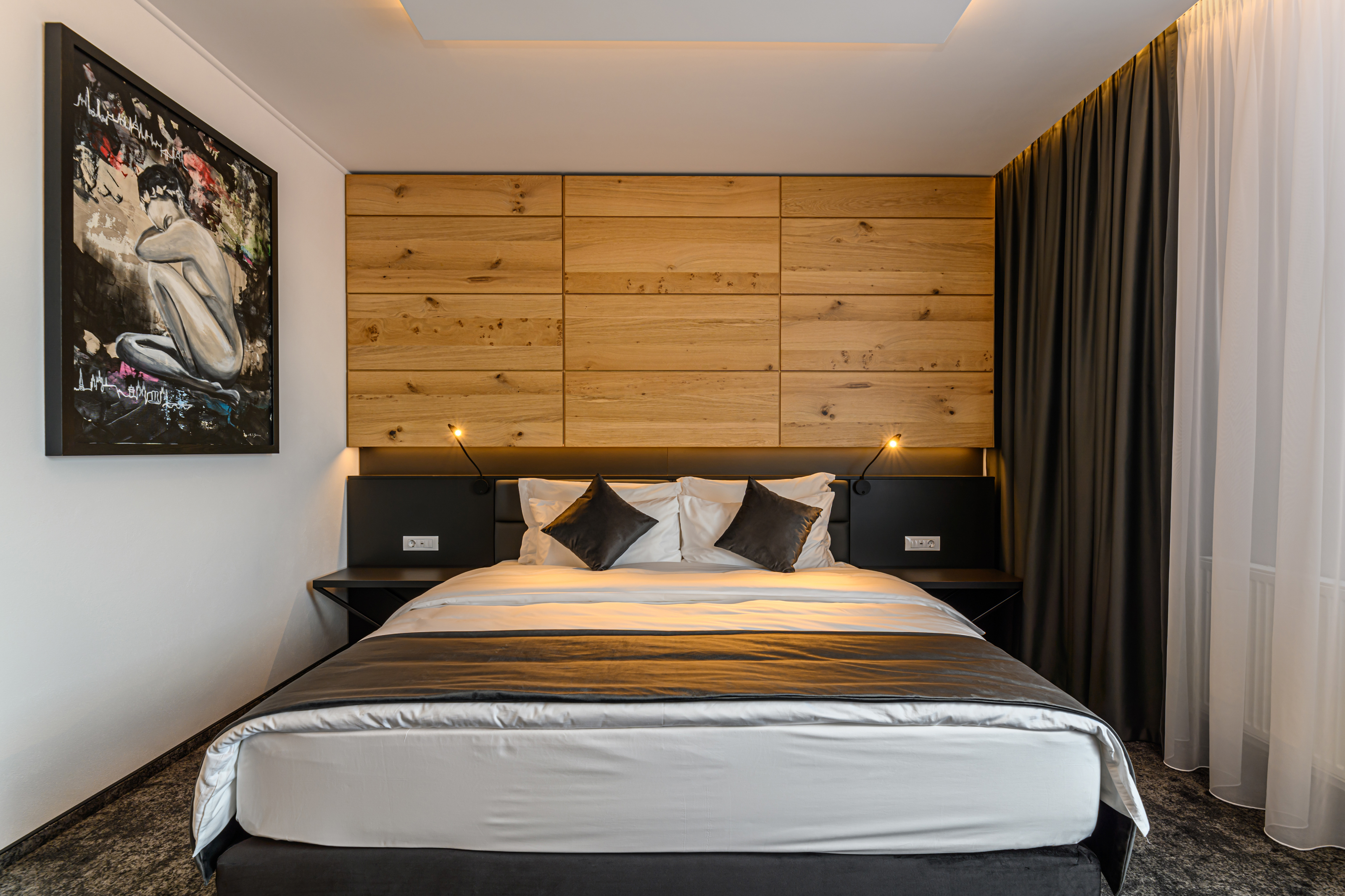 Junior Suite Business