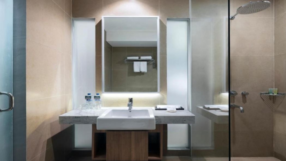 Double Deluxe Queen Bed