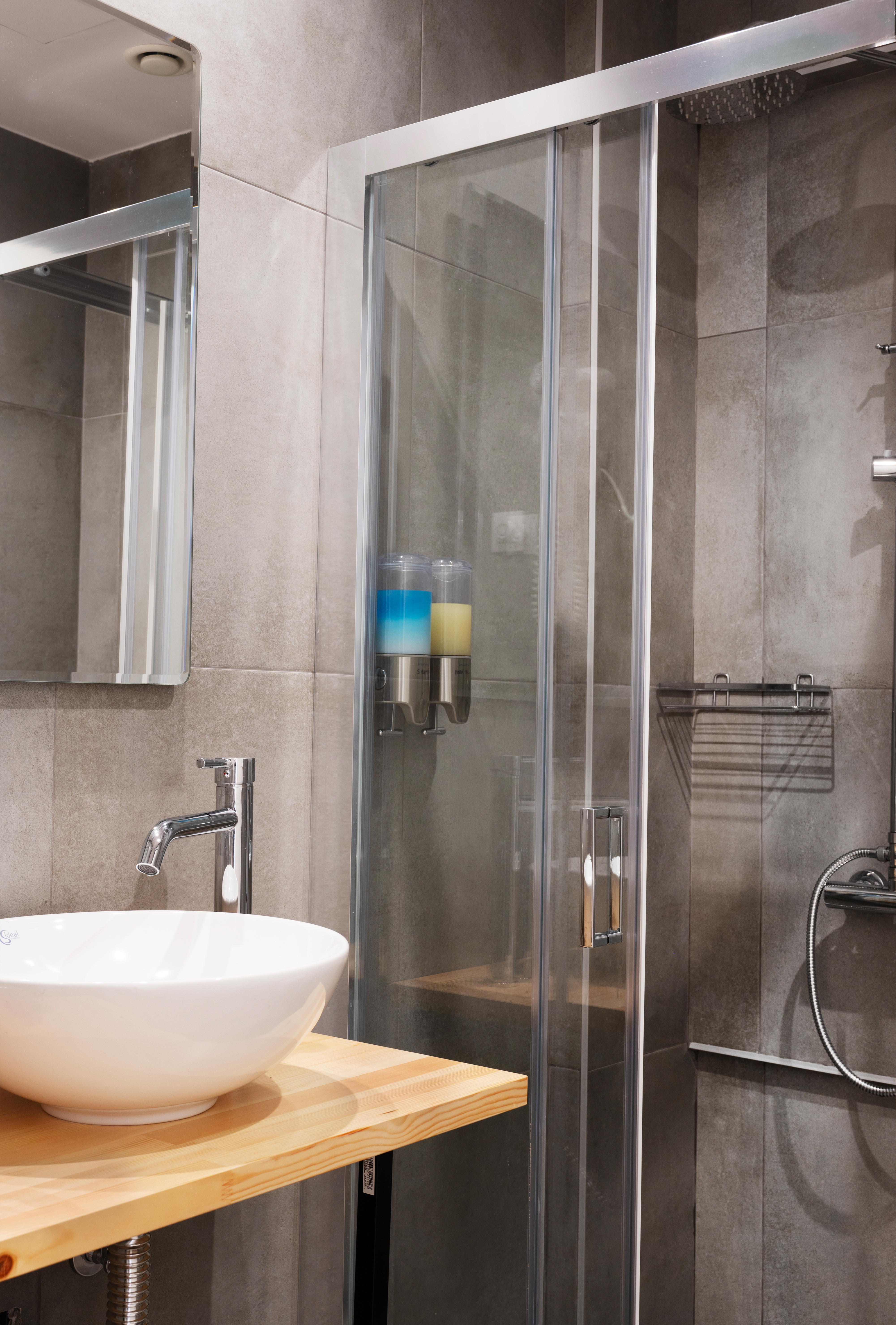 Double or Twin Capacity 2