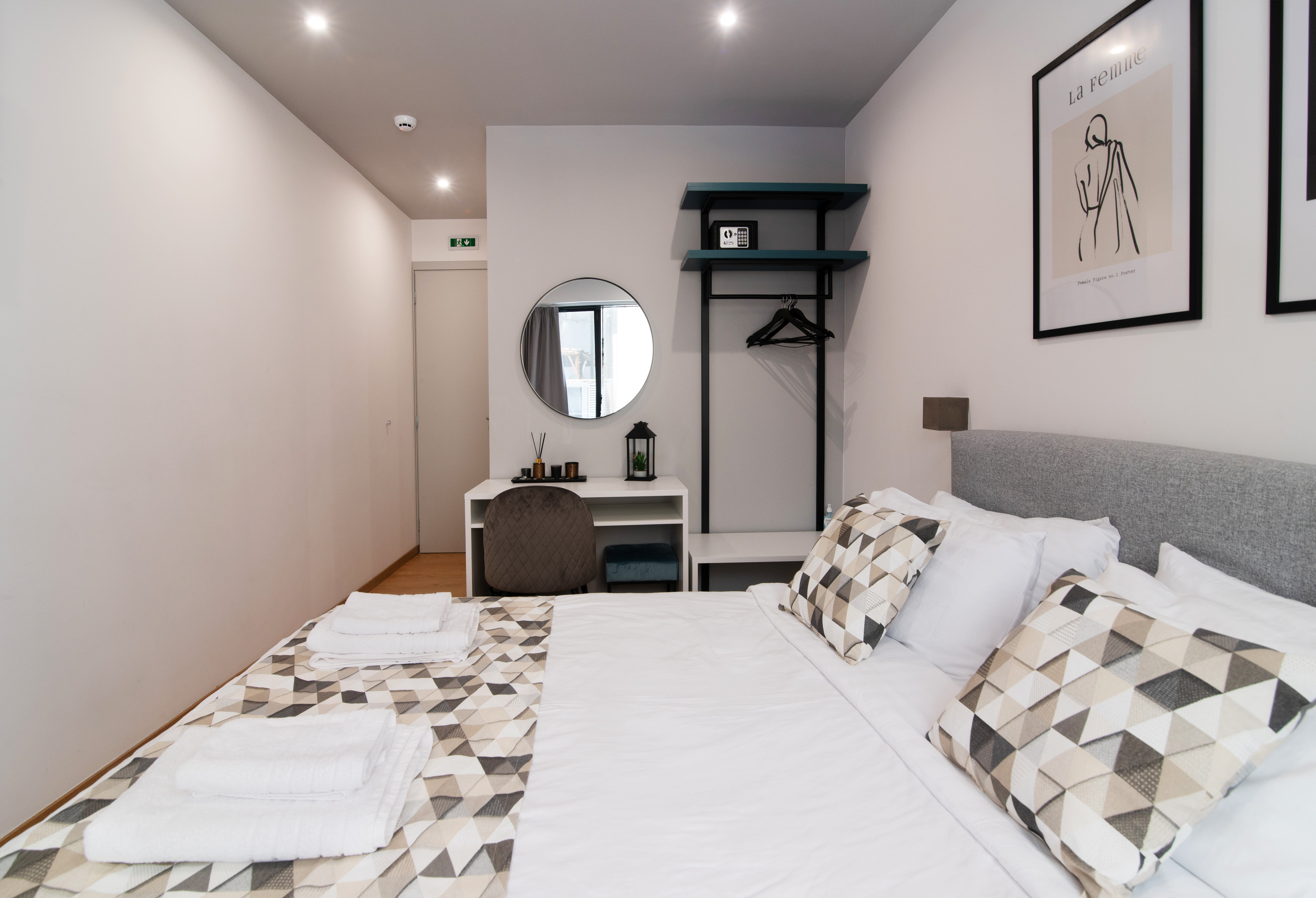 Double or Twin Capacity 2