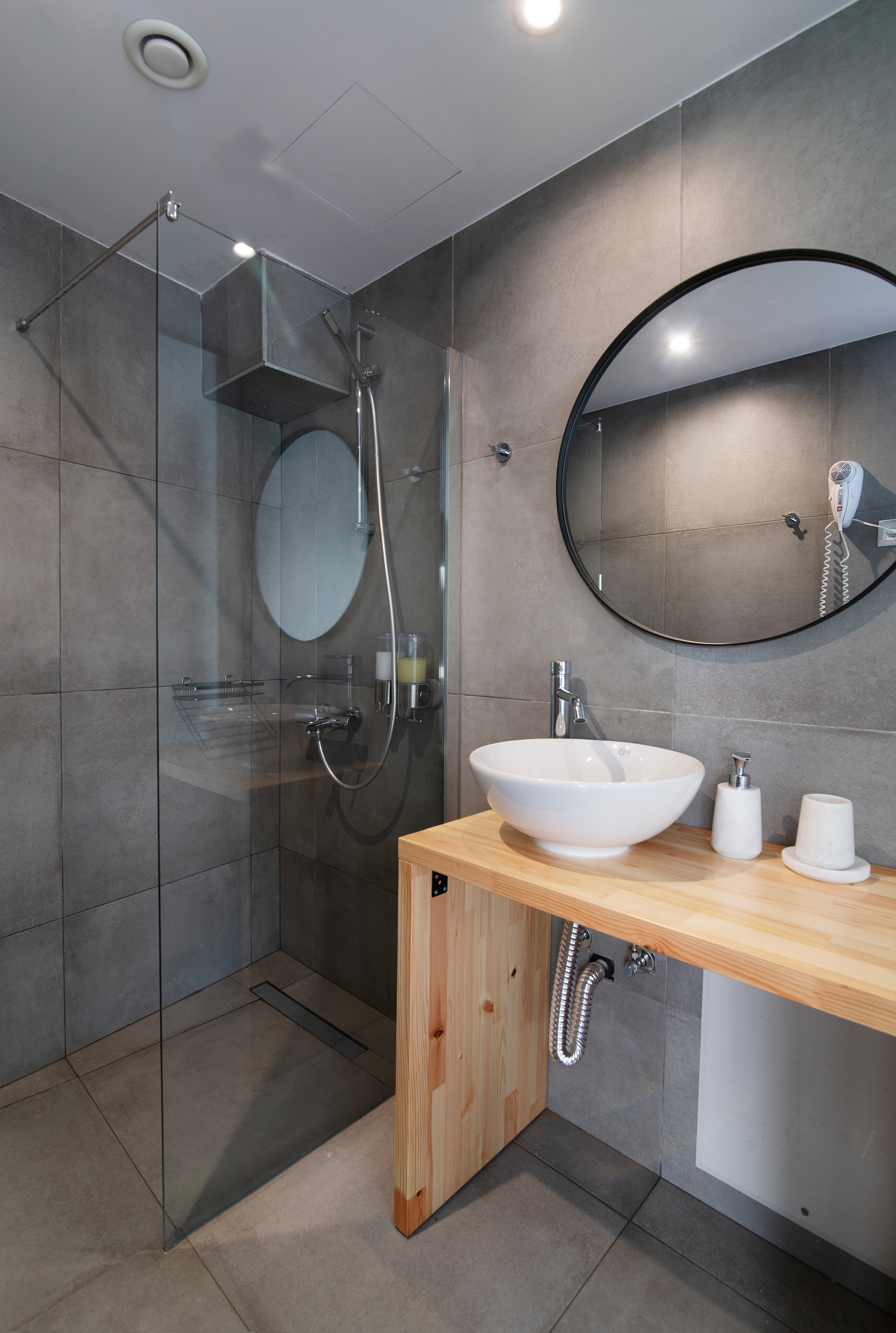 Double or Twin Capacity 2