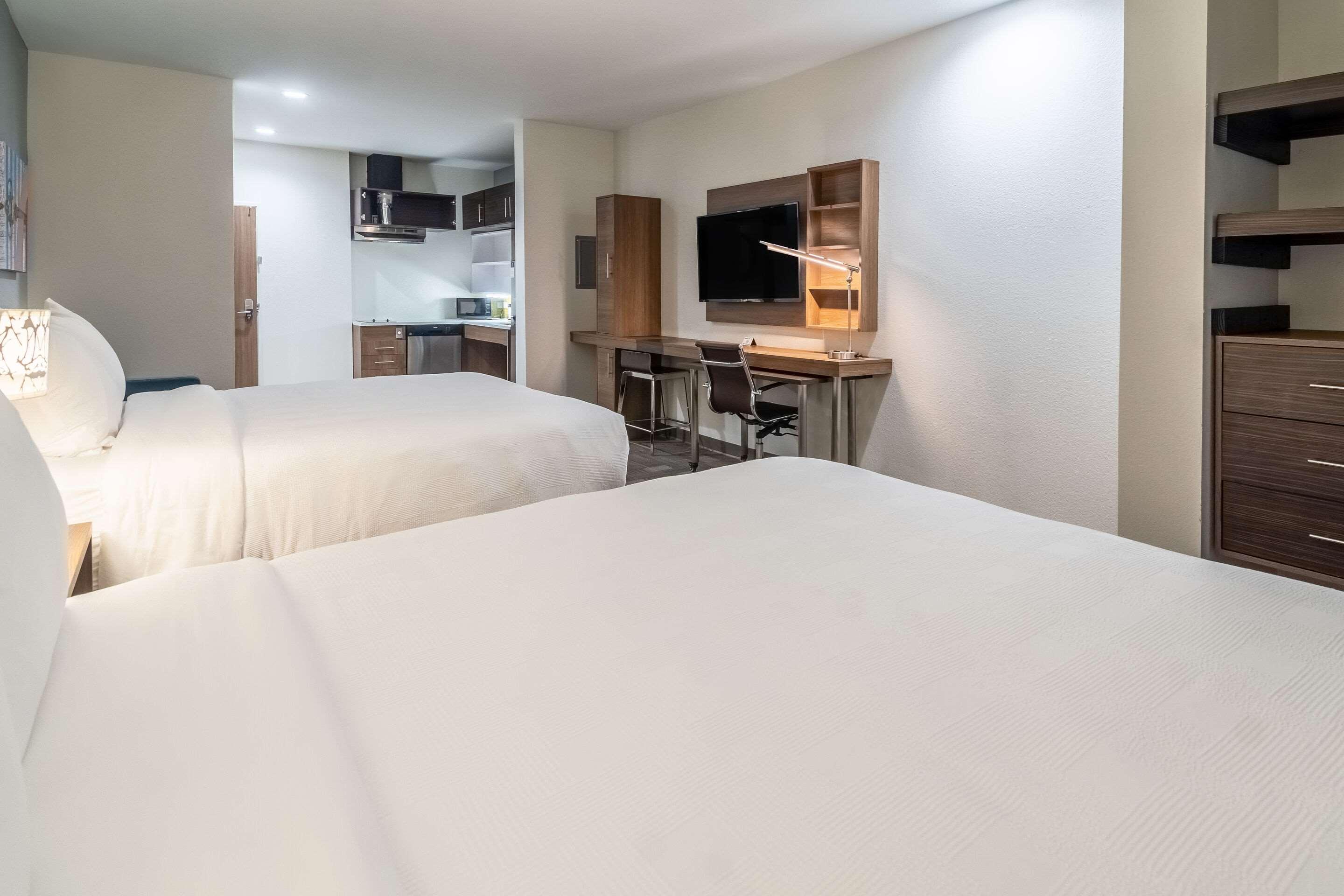 Suite Accessible-two Queen Beds