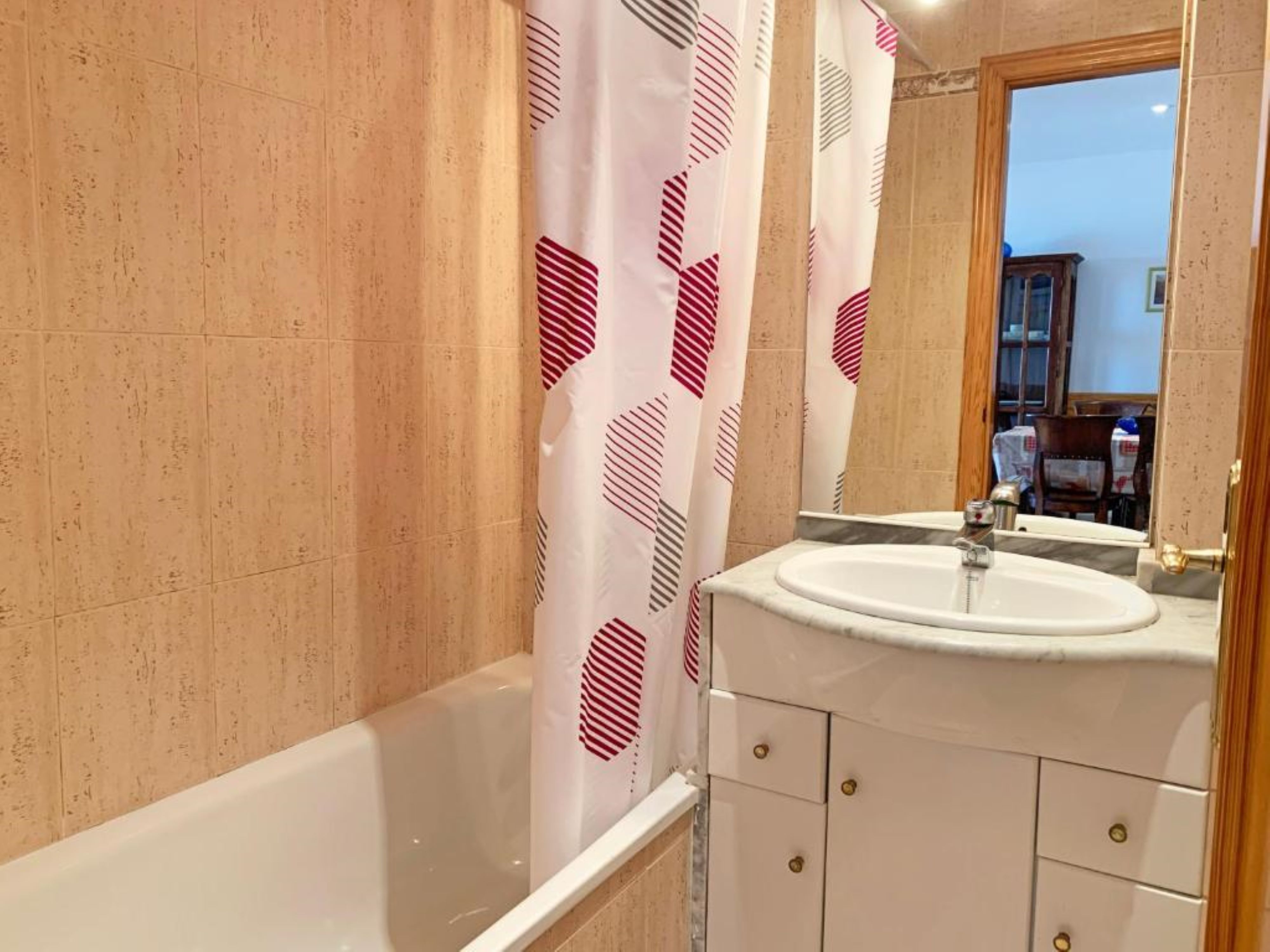 Apartment Capacity 6 Two Bedrooms