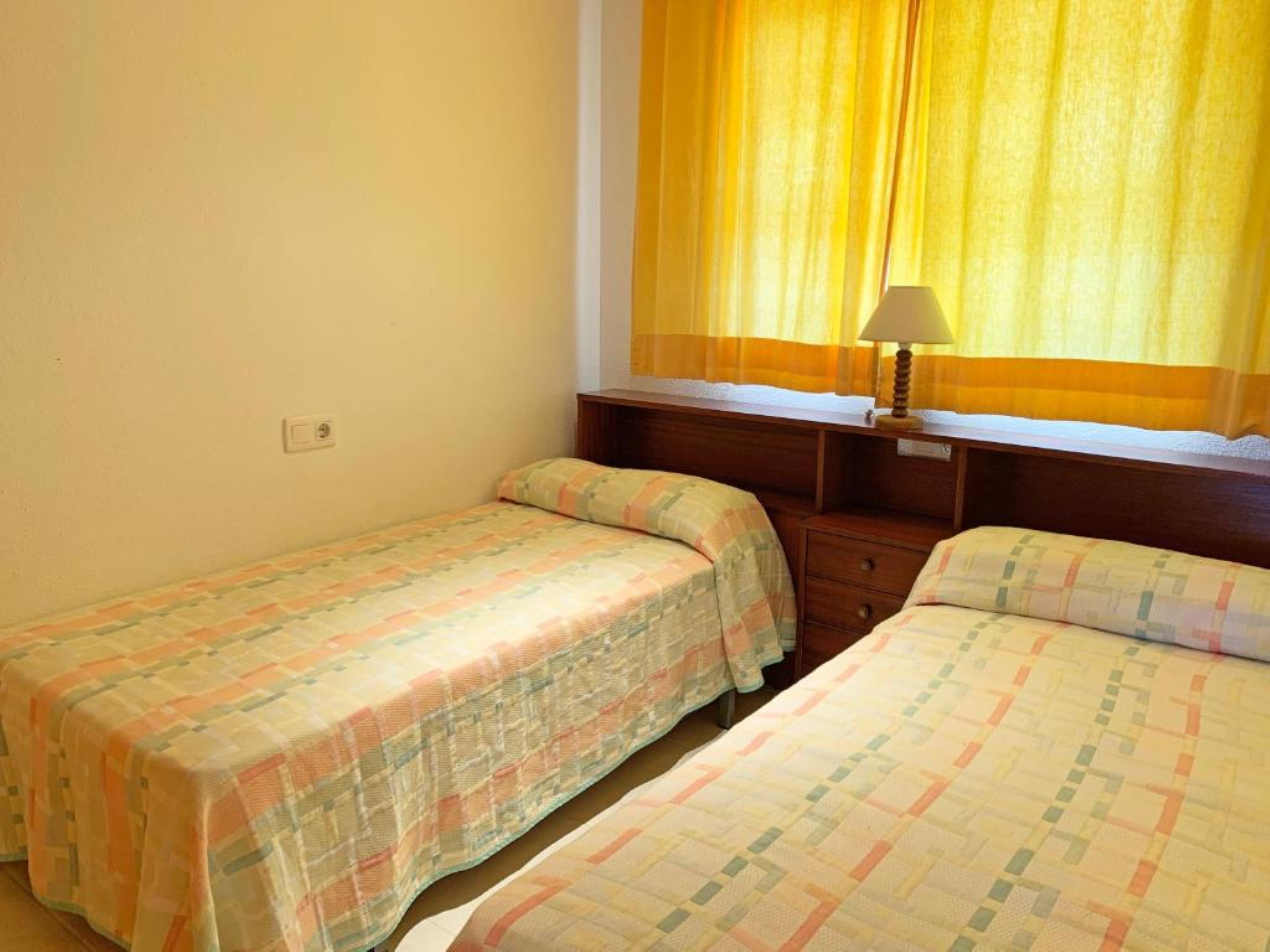 Apartment Capacity 6 Two Bedrooms