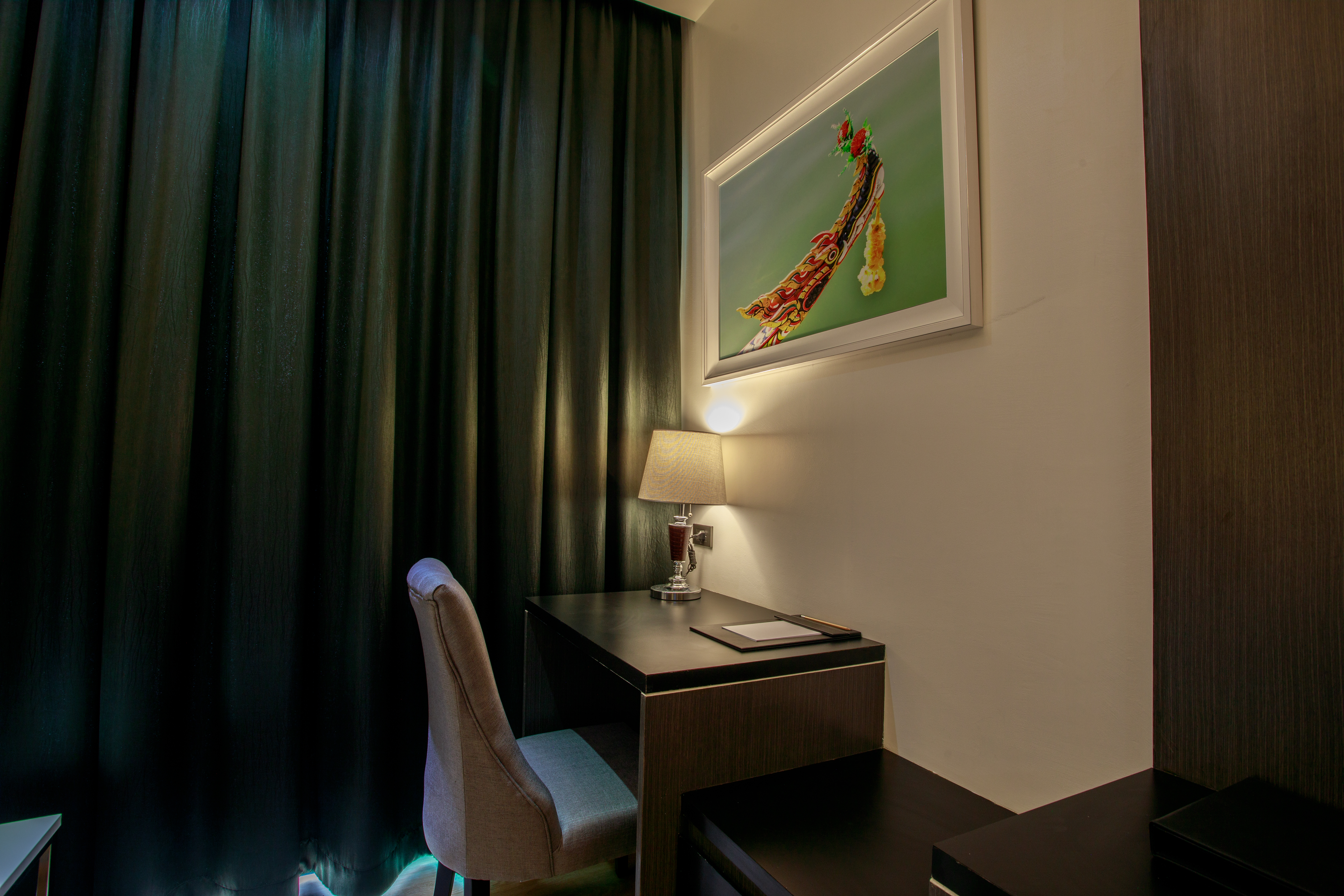 Double Pool View King Bed