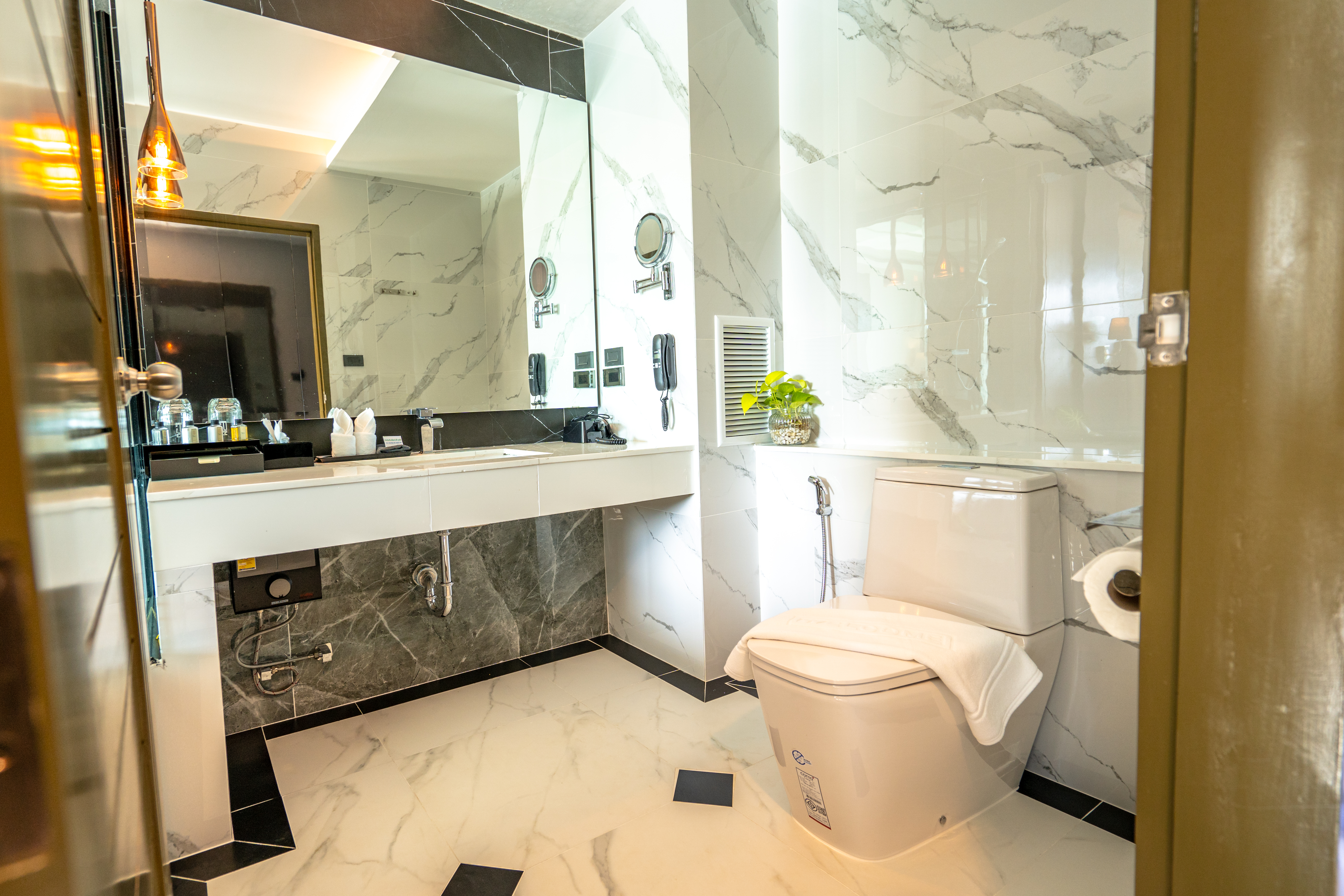 Double Deluxe Mountain View