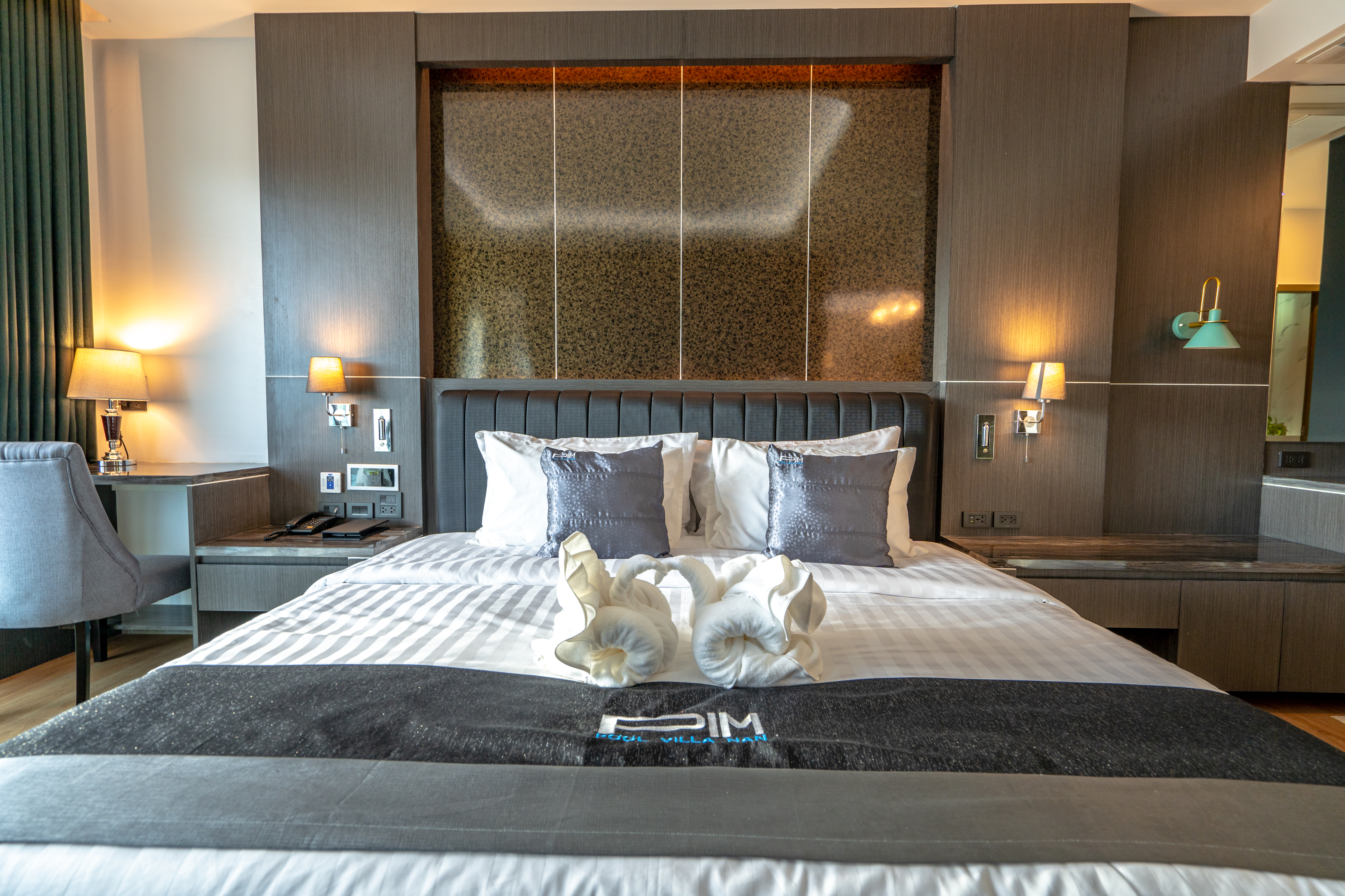 Double Deluxe Mountain View