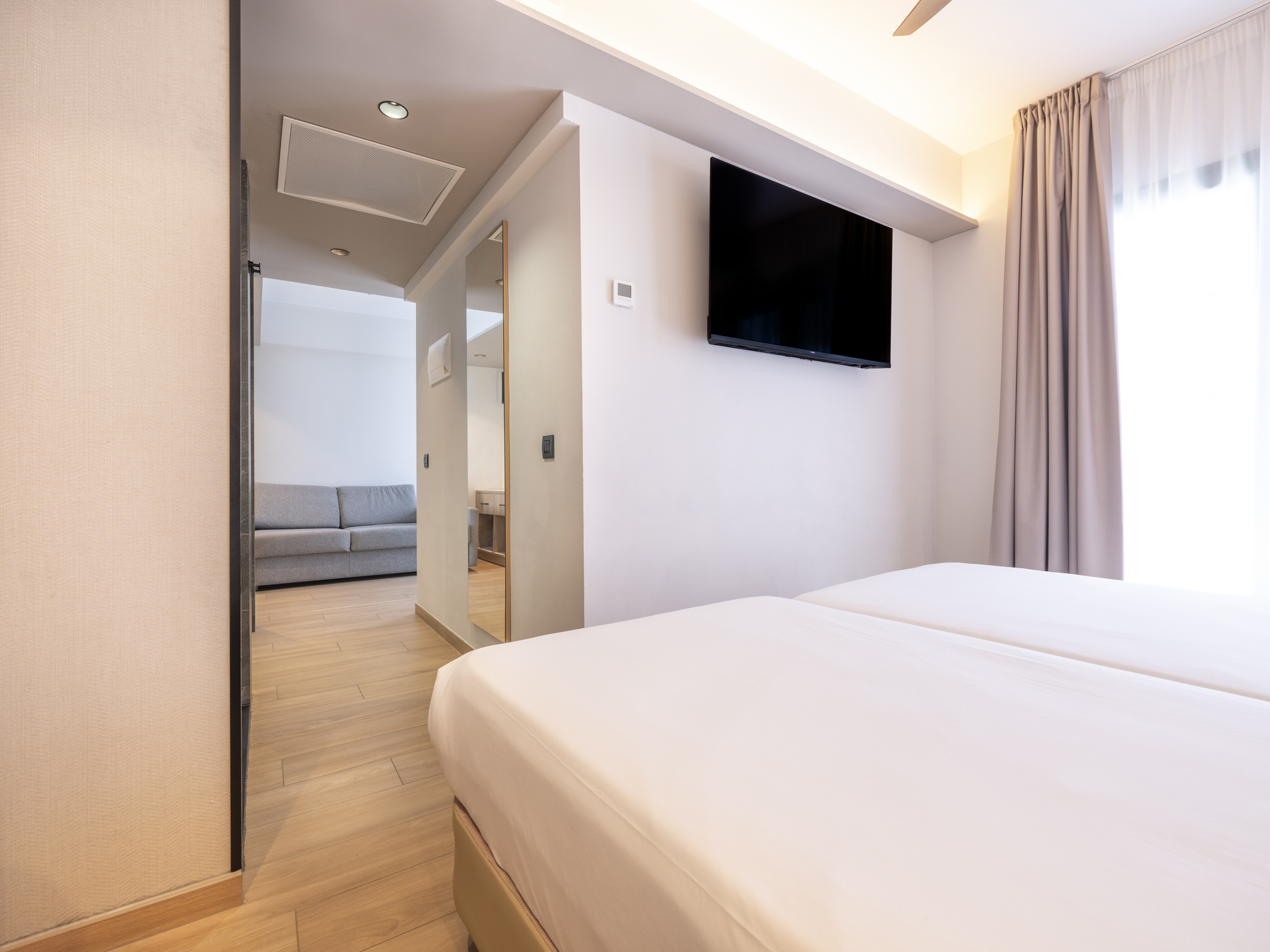 Double or Twin Standard