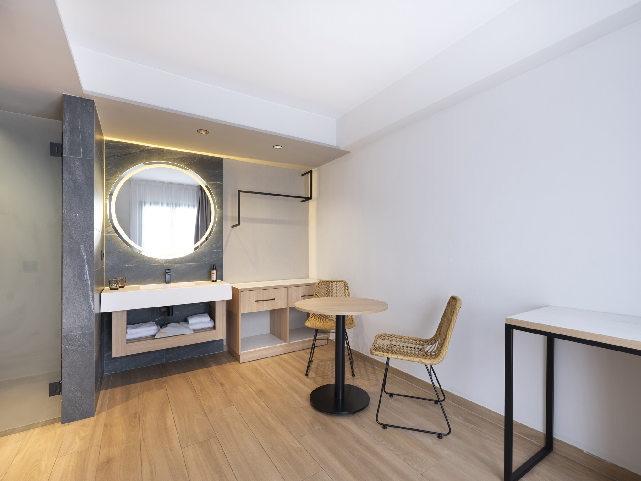 Double or Twin Standard