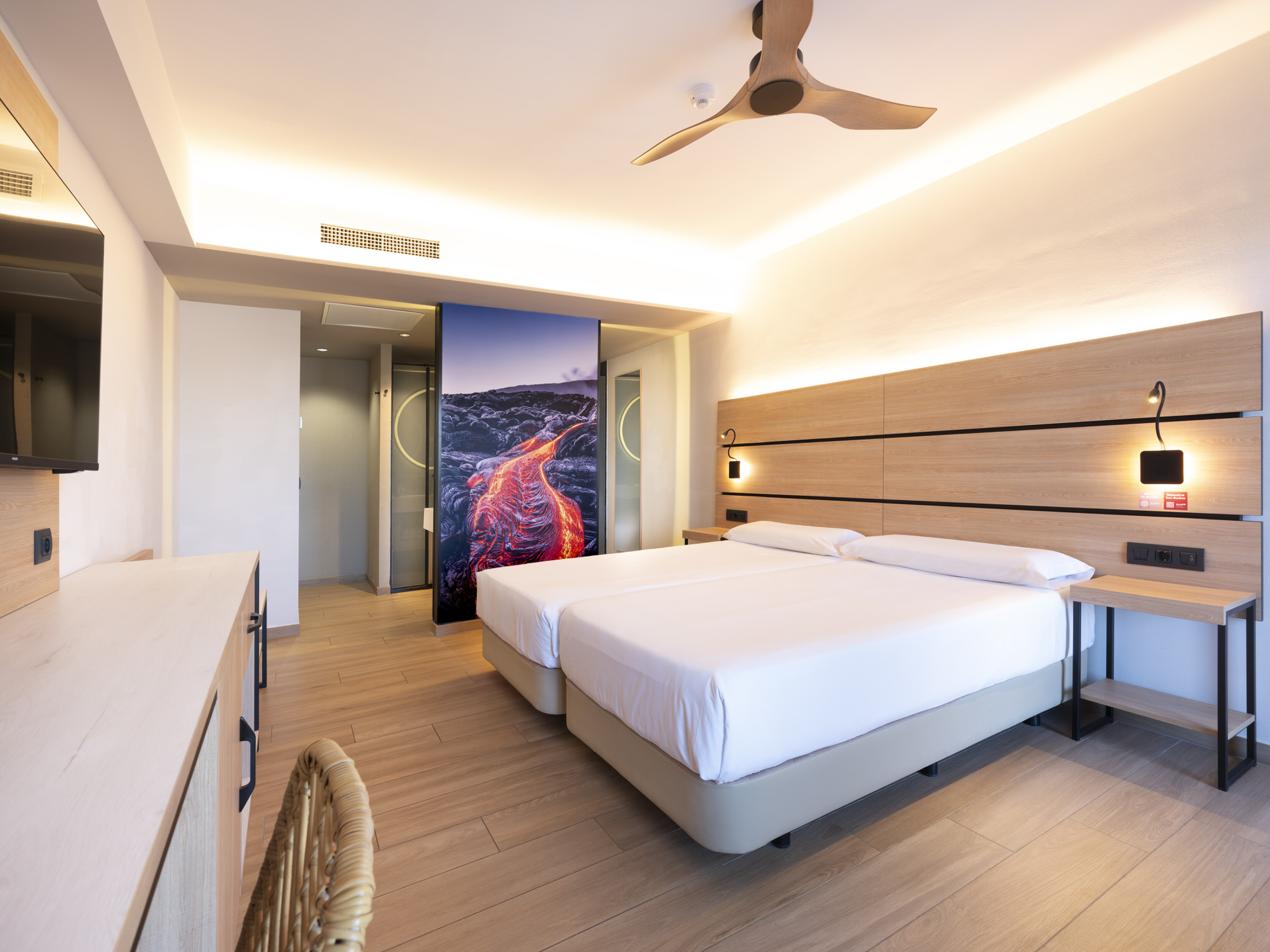 Double or Twin Superior