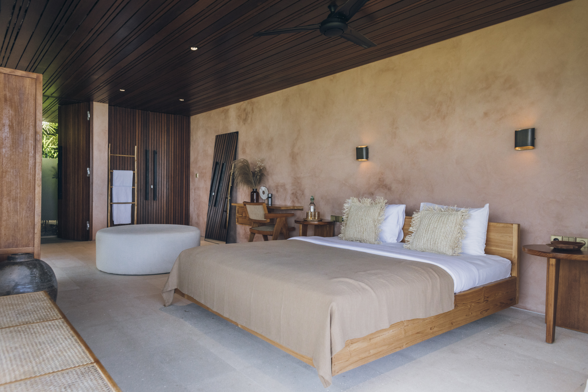 Villa Three Bedrooms with Views