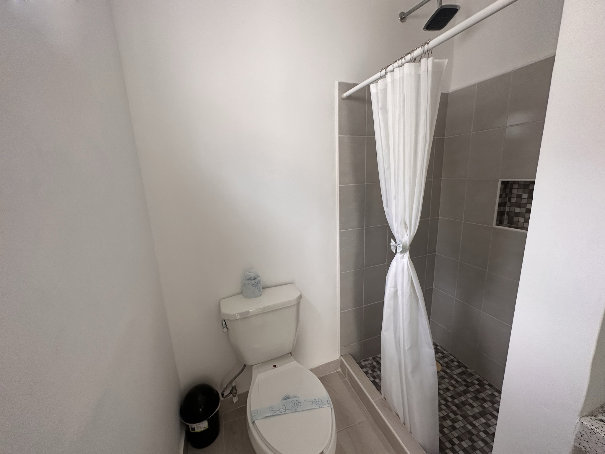 Apartment Capacity 3