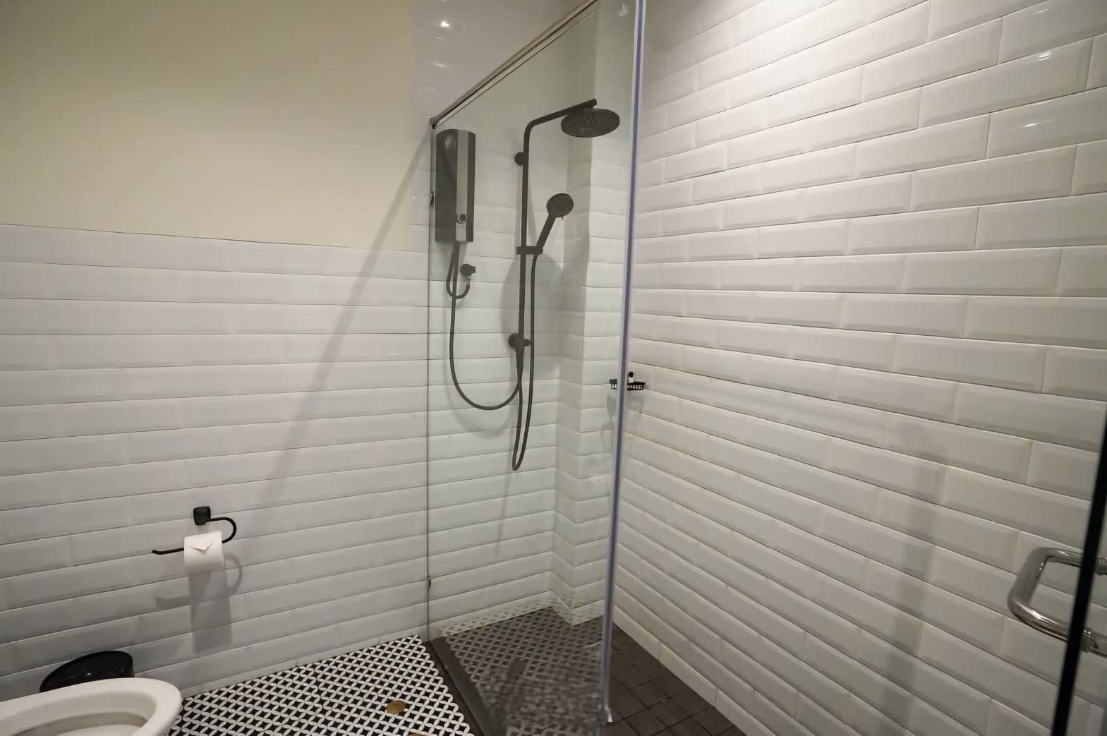 Double Deluxe King Bed