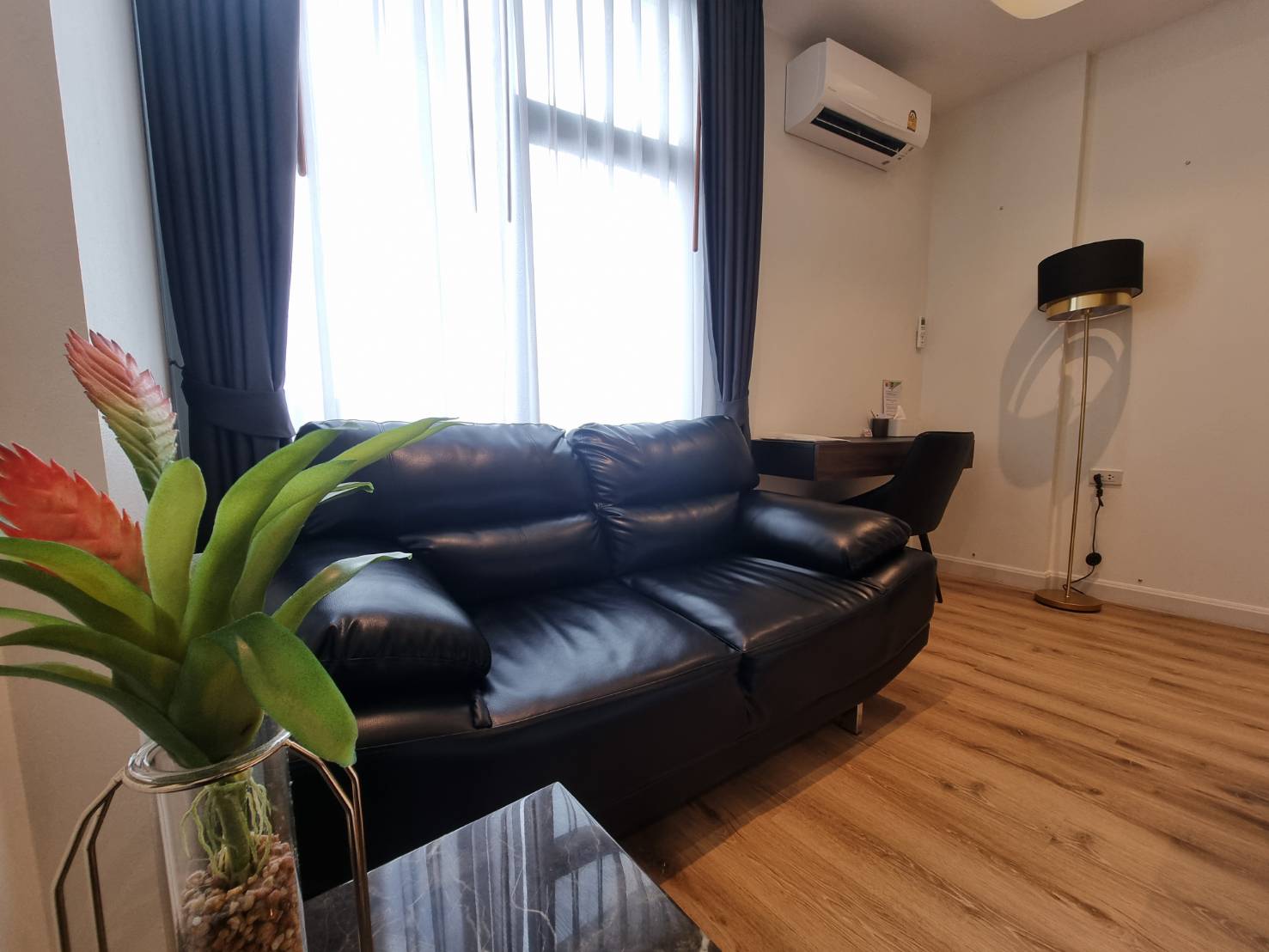 Family Room Capacity 6