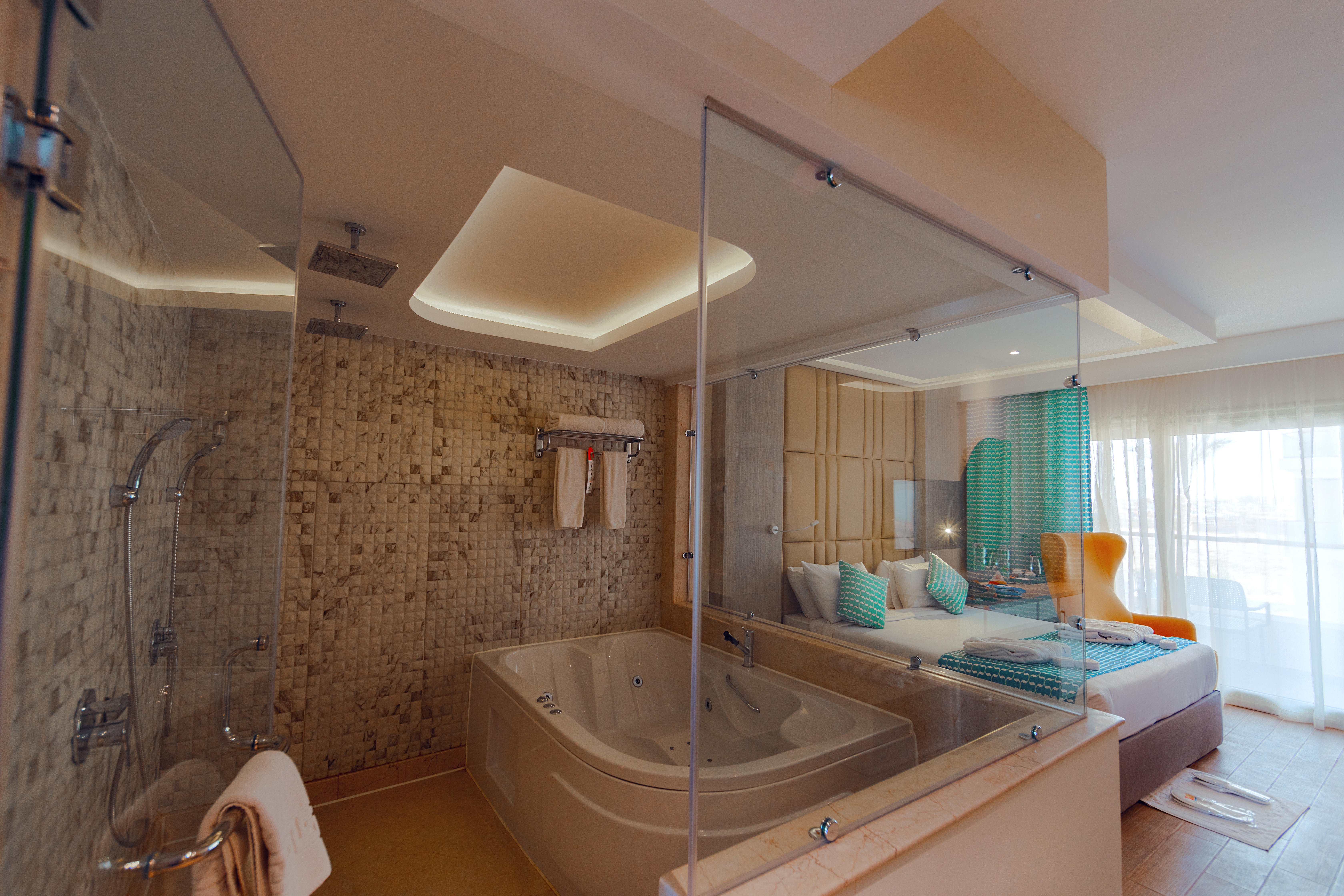 Room Deluxe with Jacuzzi