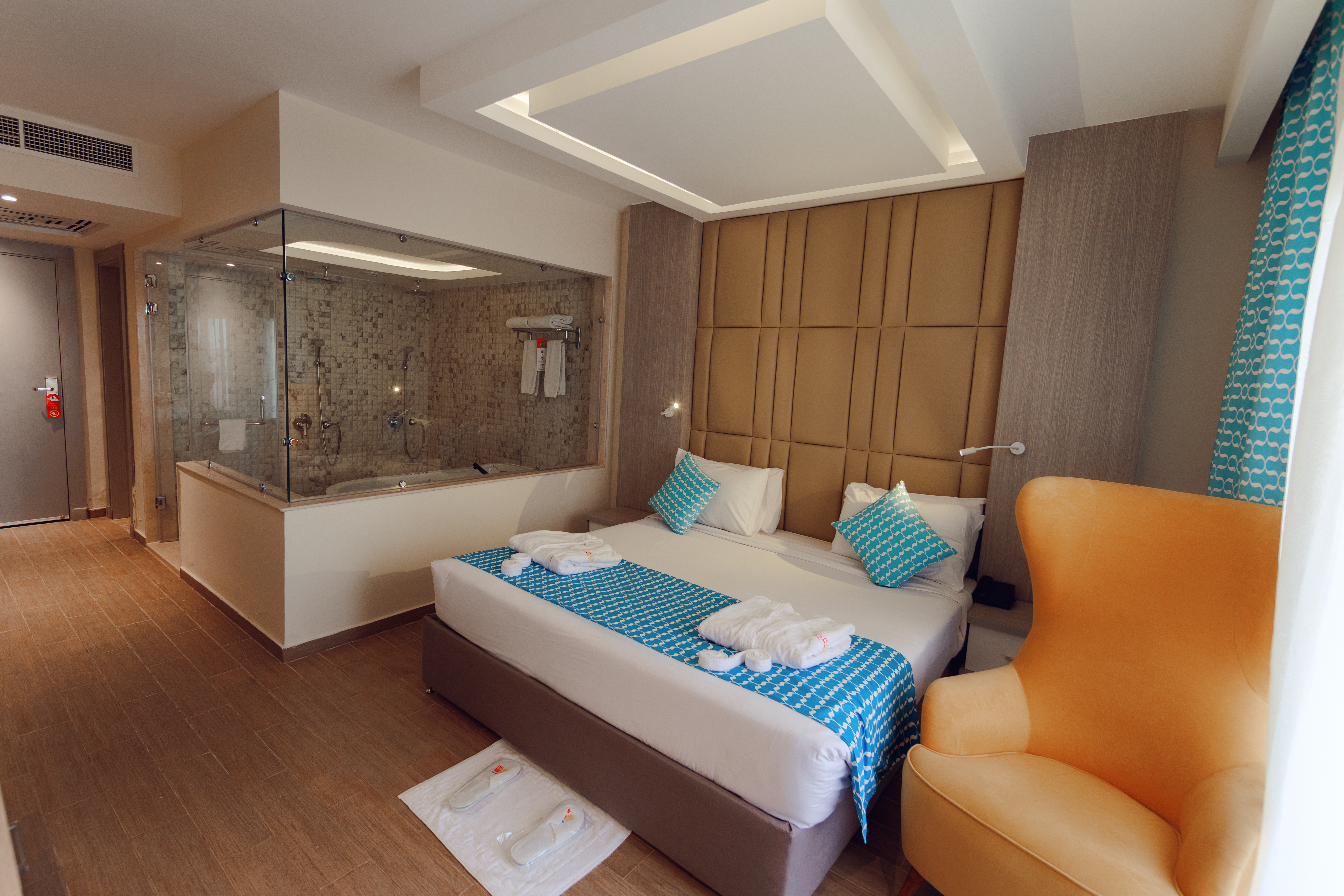 Room Deluxe with Jacuzzi