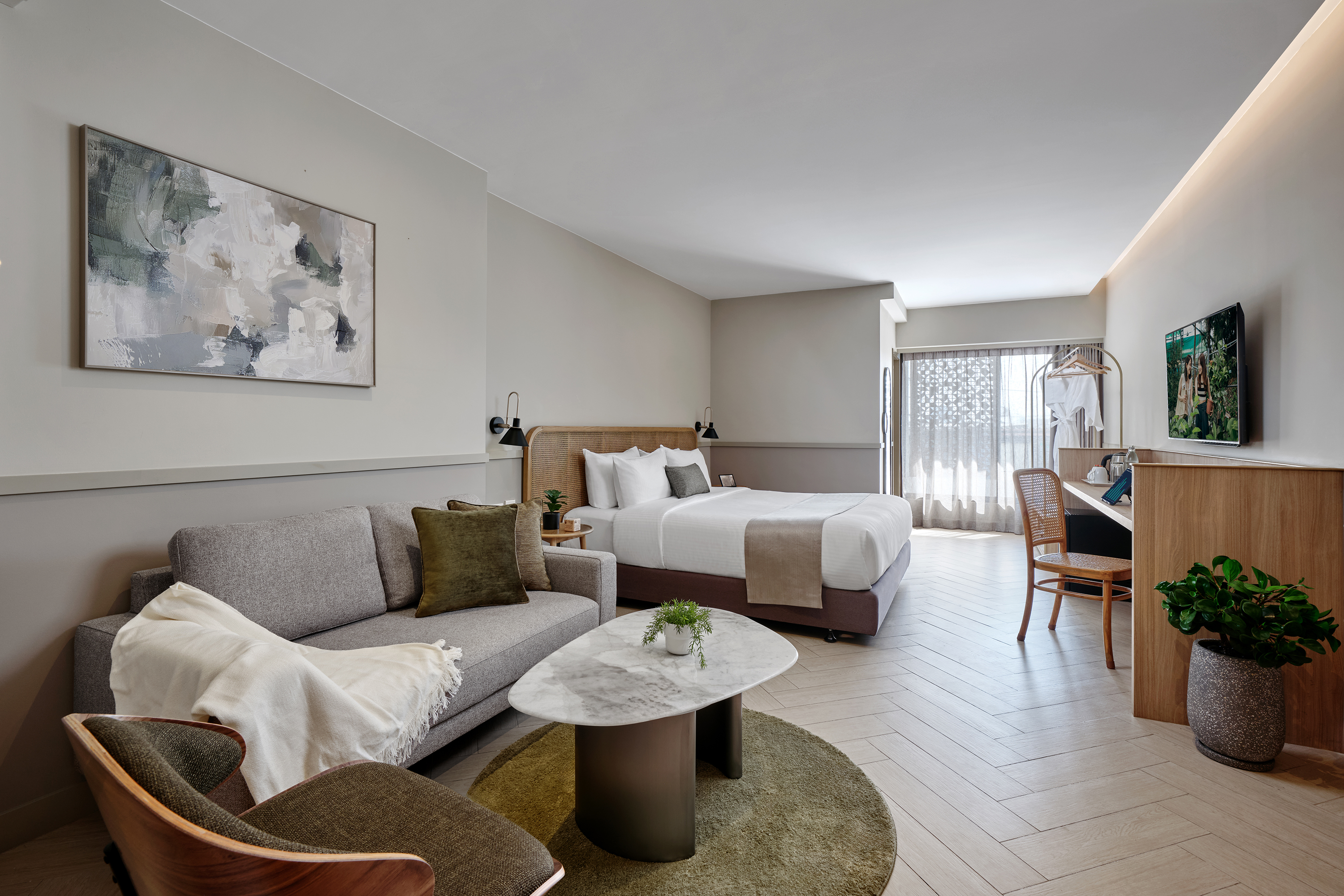 Double Deluxe King Bed