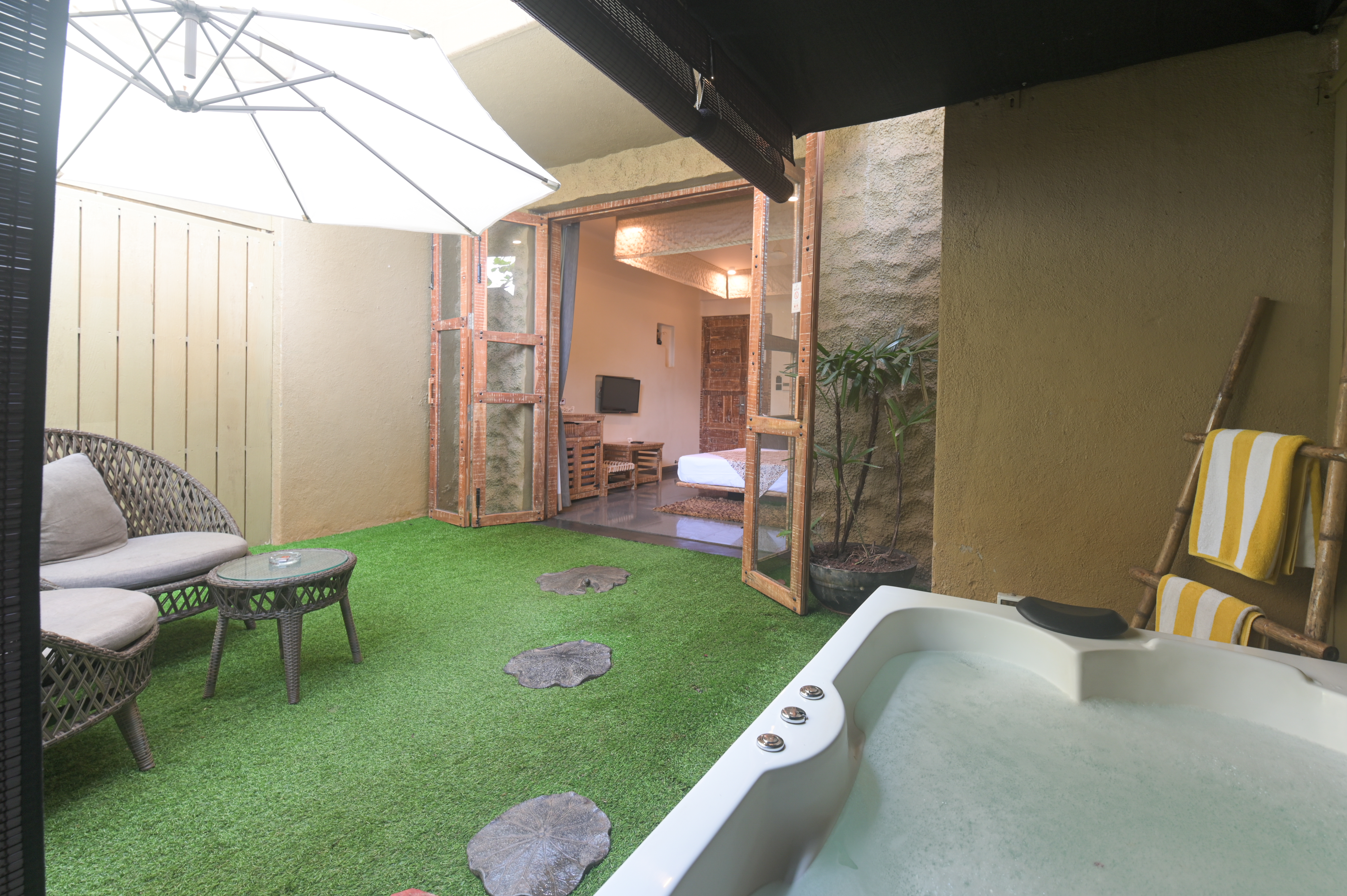 Junior Suite with Jacuzzi