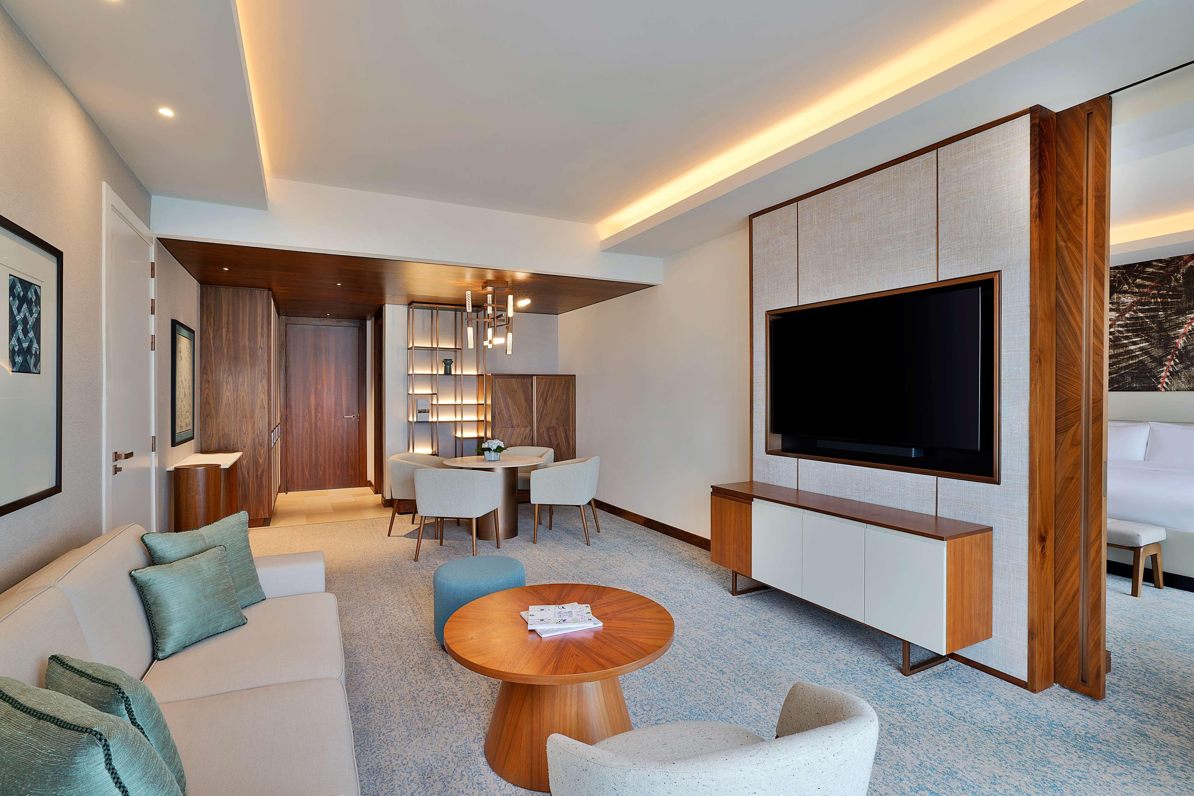 Suite Connecting Room