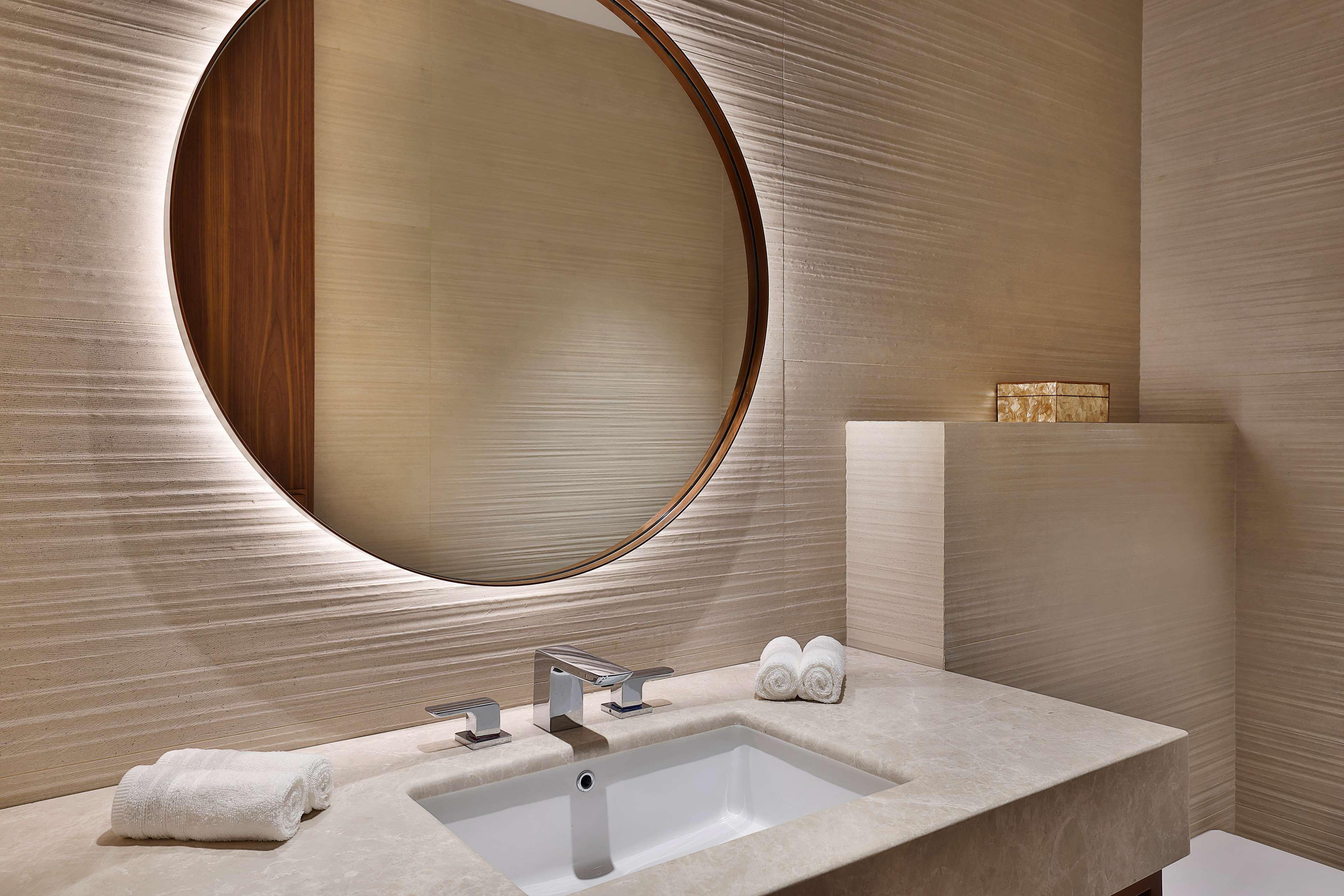 Suite Connecting Room