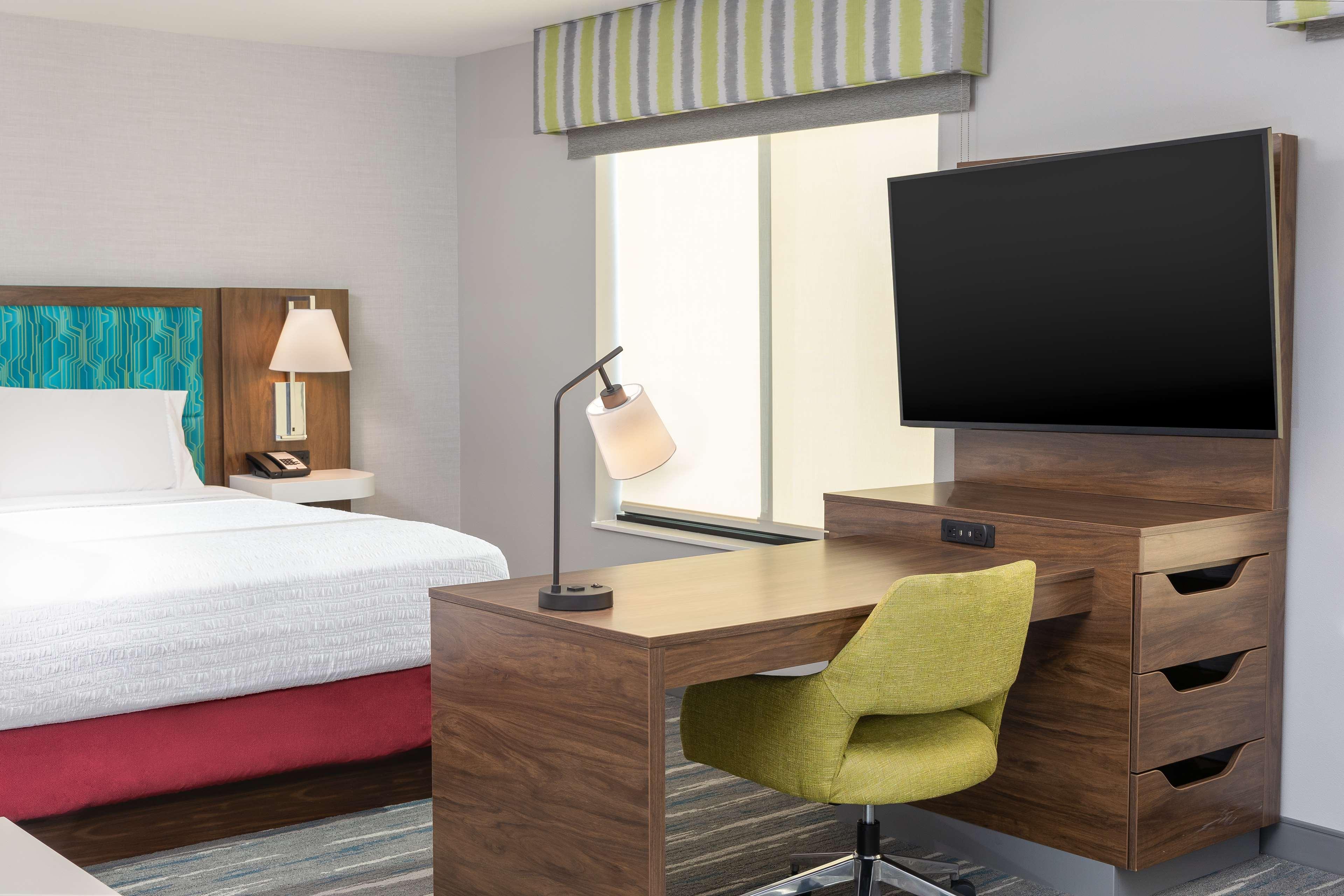 Studio King Size Bed