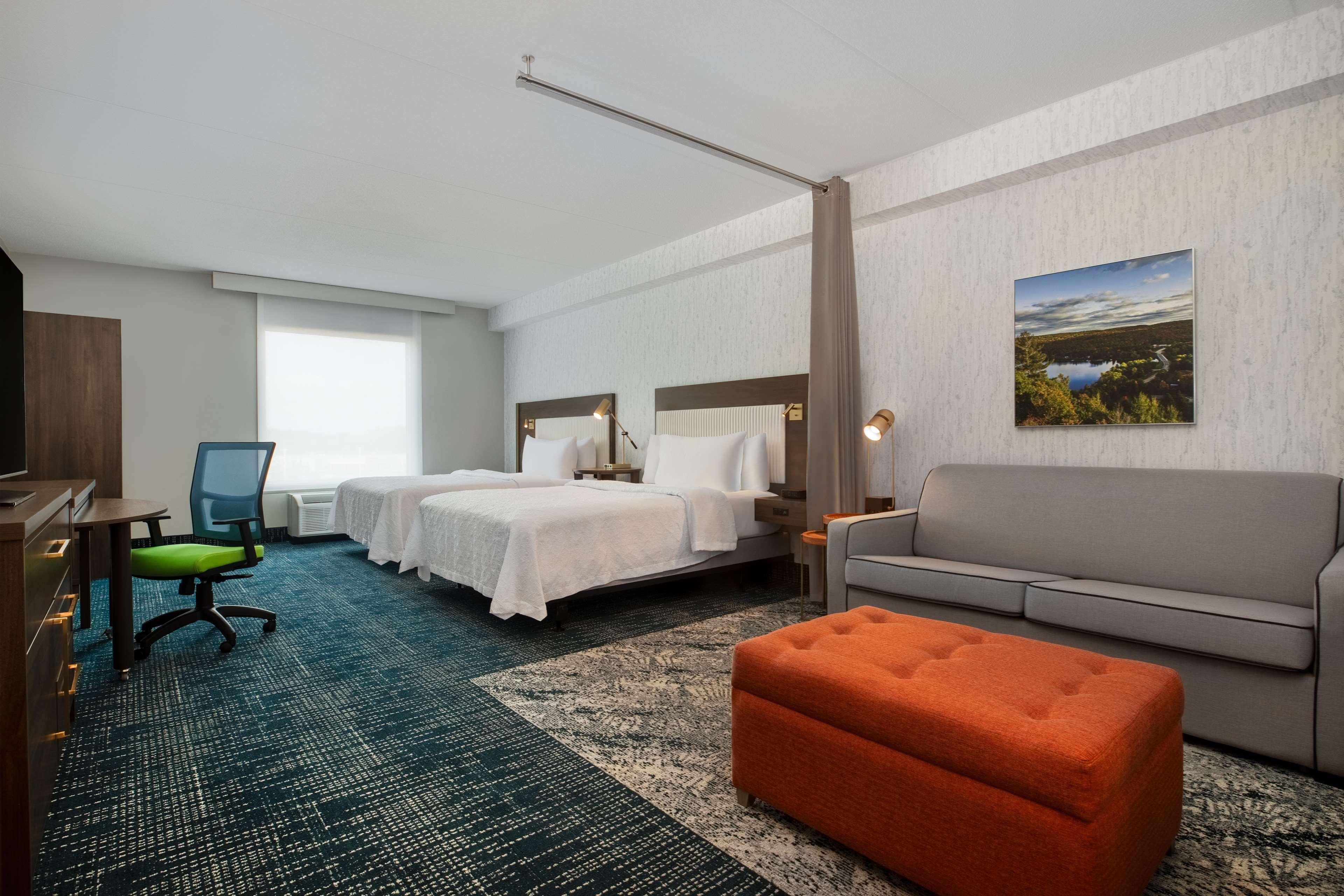 Studio Accessible-two Queen Beds