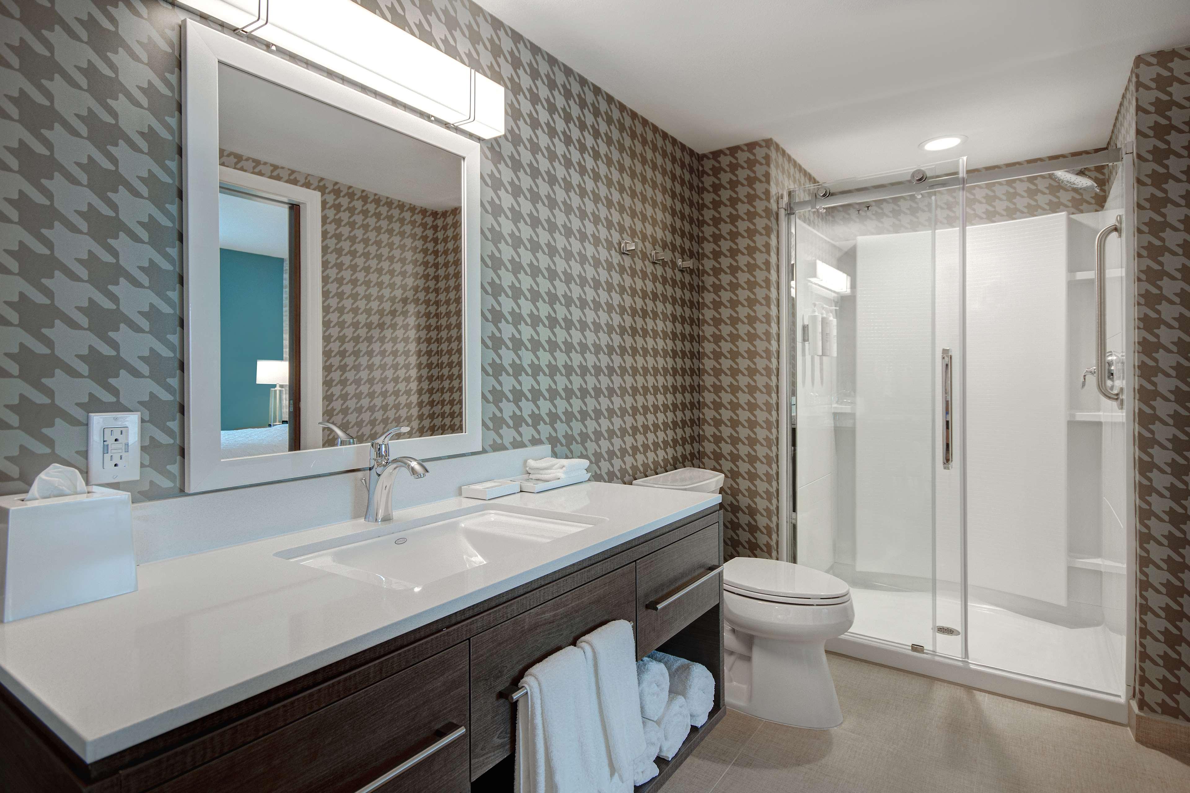 Suite Accessible-queen Size Bed