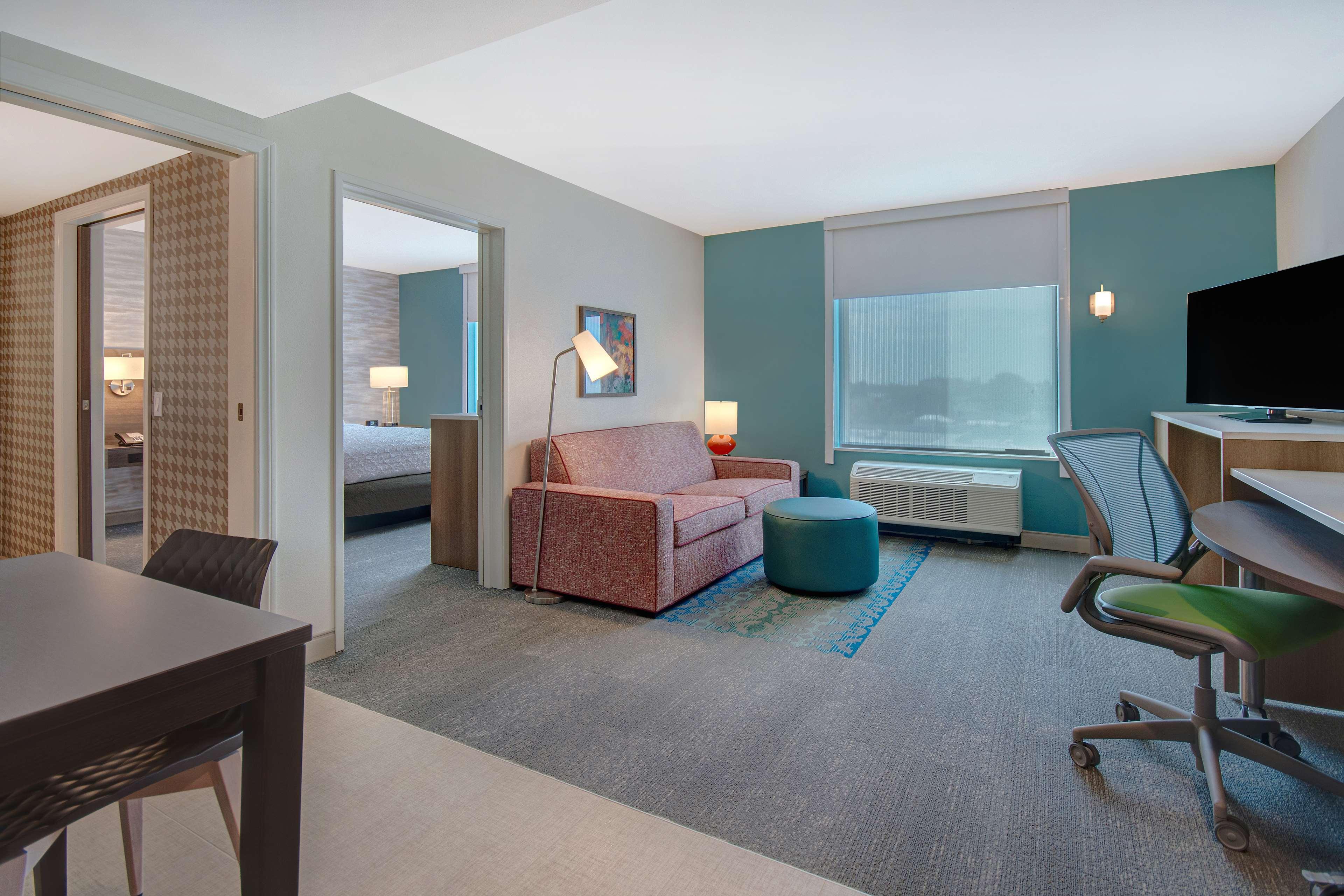 Suite Accessible-queen Size Bed