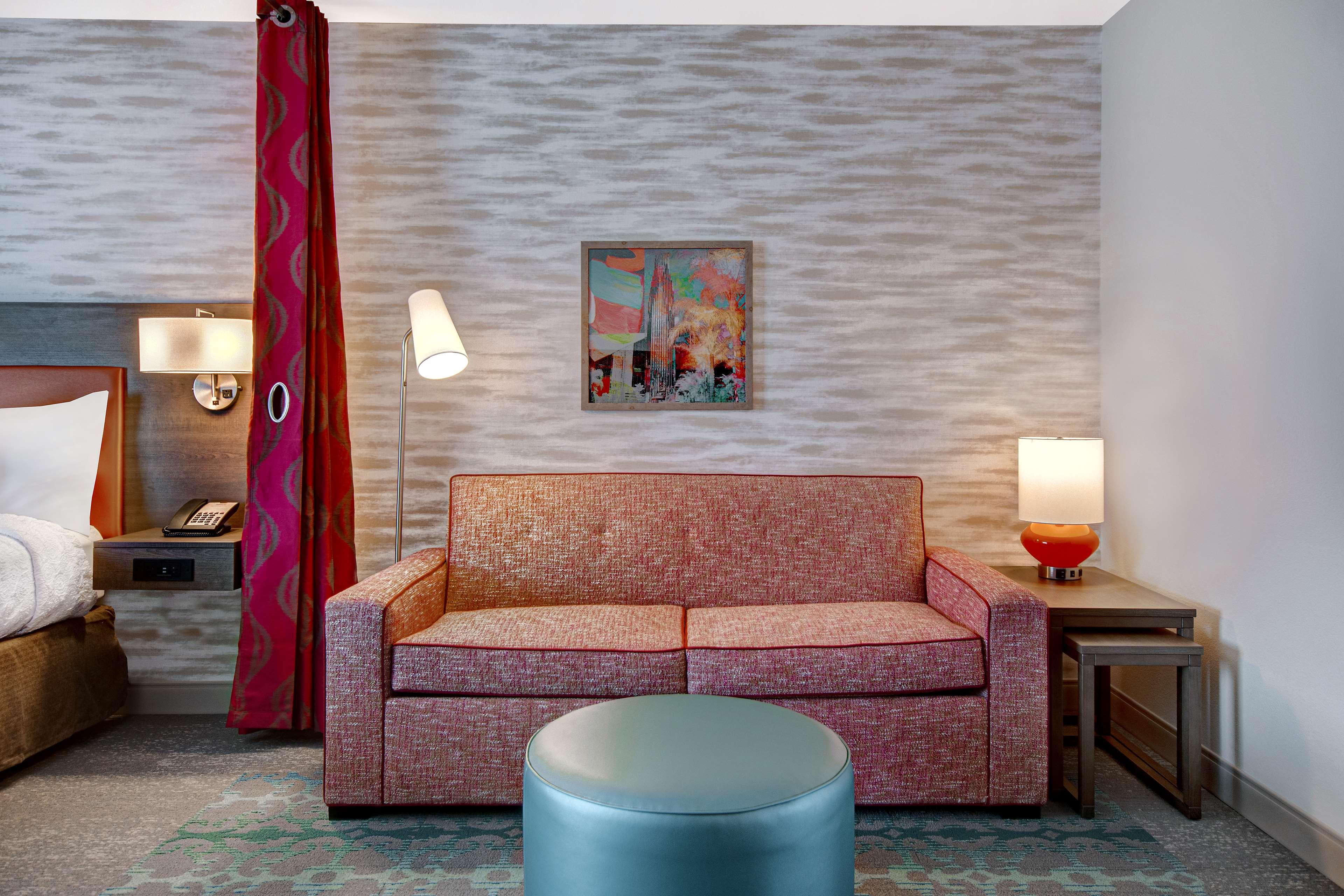 Studio Queen Size Bed