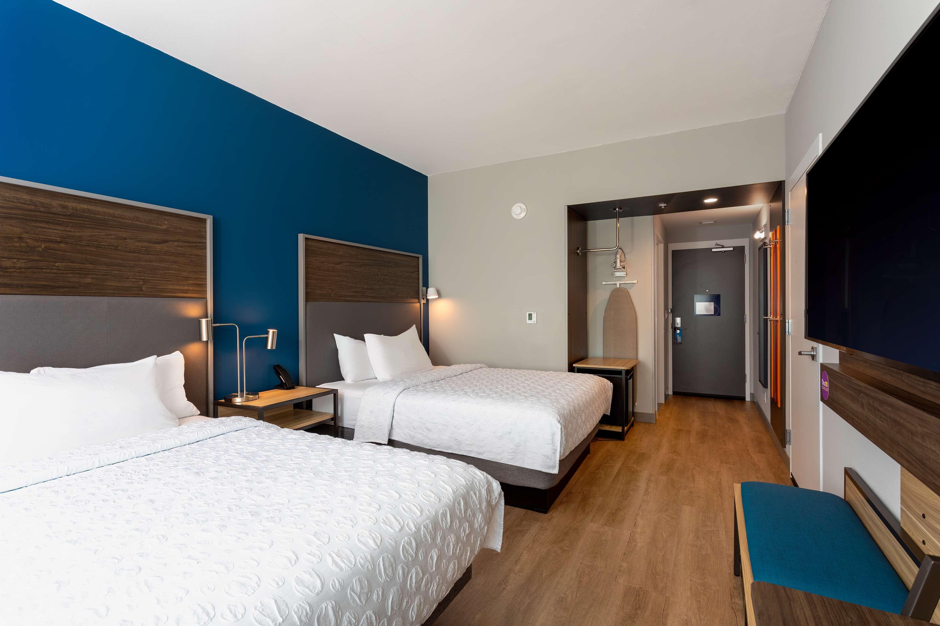 Double Two Queen Beds